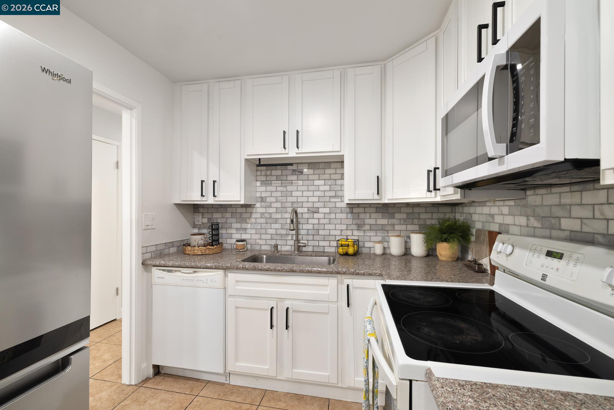 133 E Trident, Pittsburg CA 94565 — photo 16