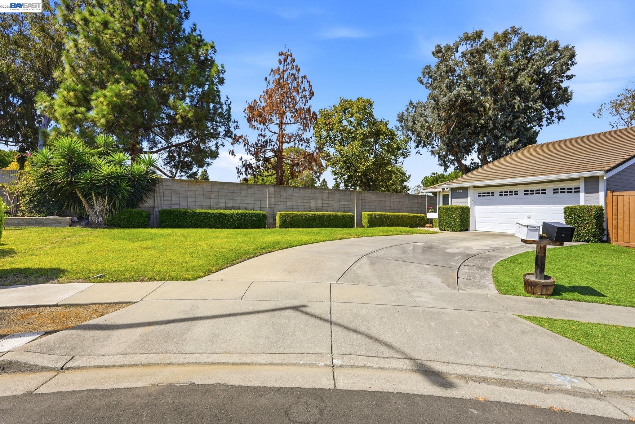 38109 Iris Court, Newark CA 94560 — photo 4