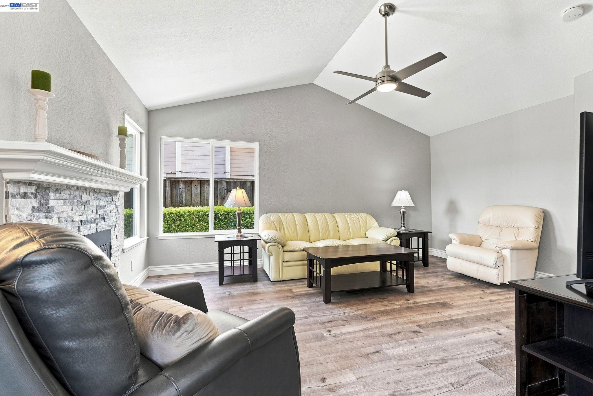 38109 Iris Court, Newark CA 94560 — photo 9