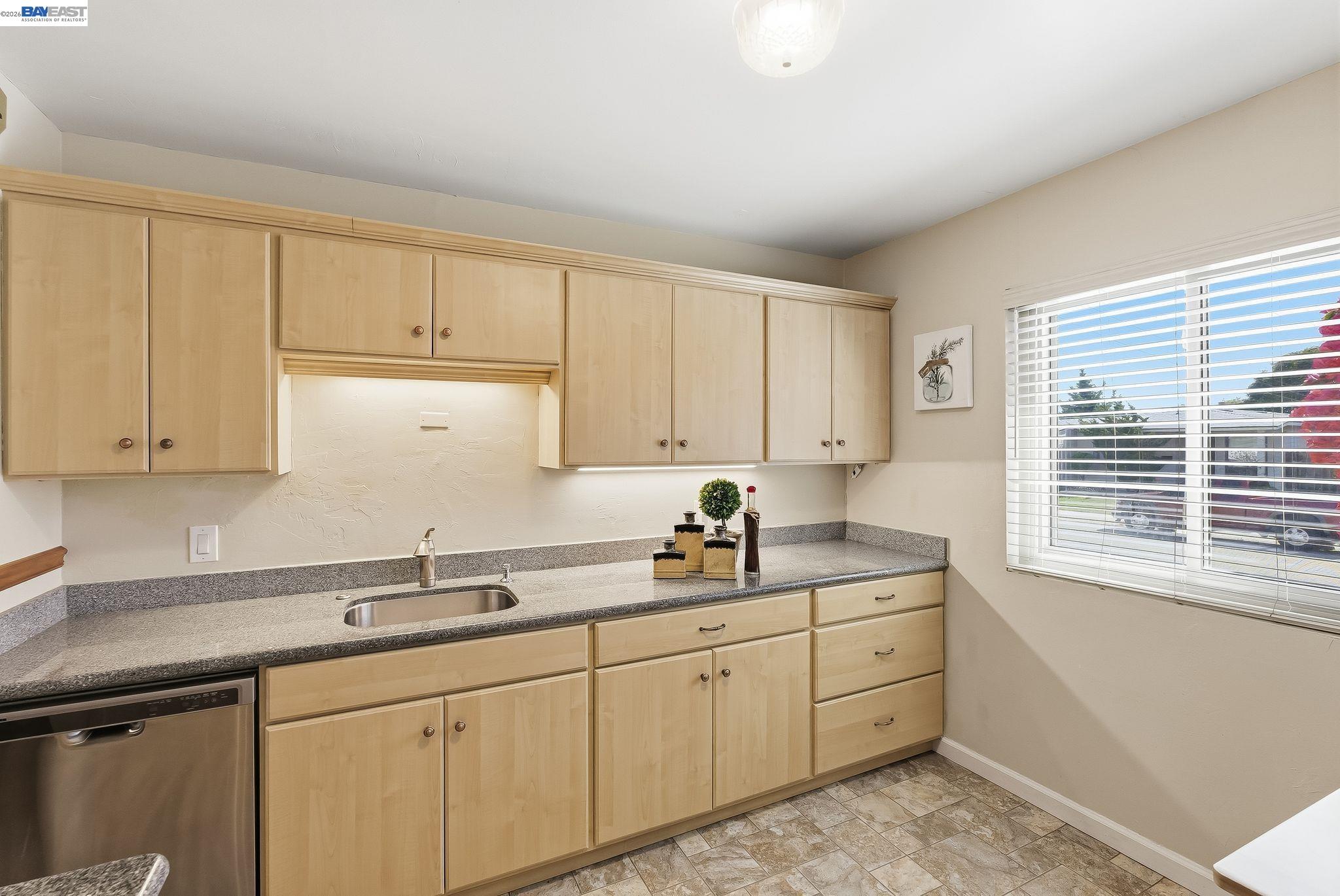18160 Hunter Ave, San Lorenzo CA 94541 — photo 12