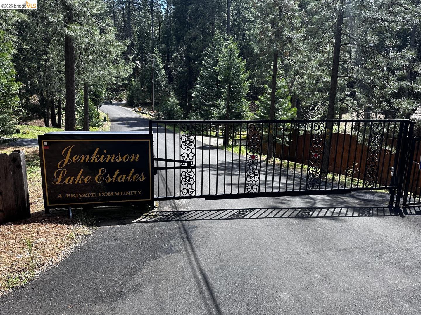 4589 Jenkinson CIR, Pollock Pines CA 95726 — photo 9