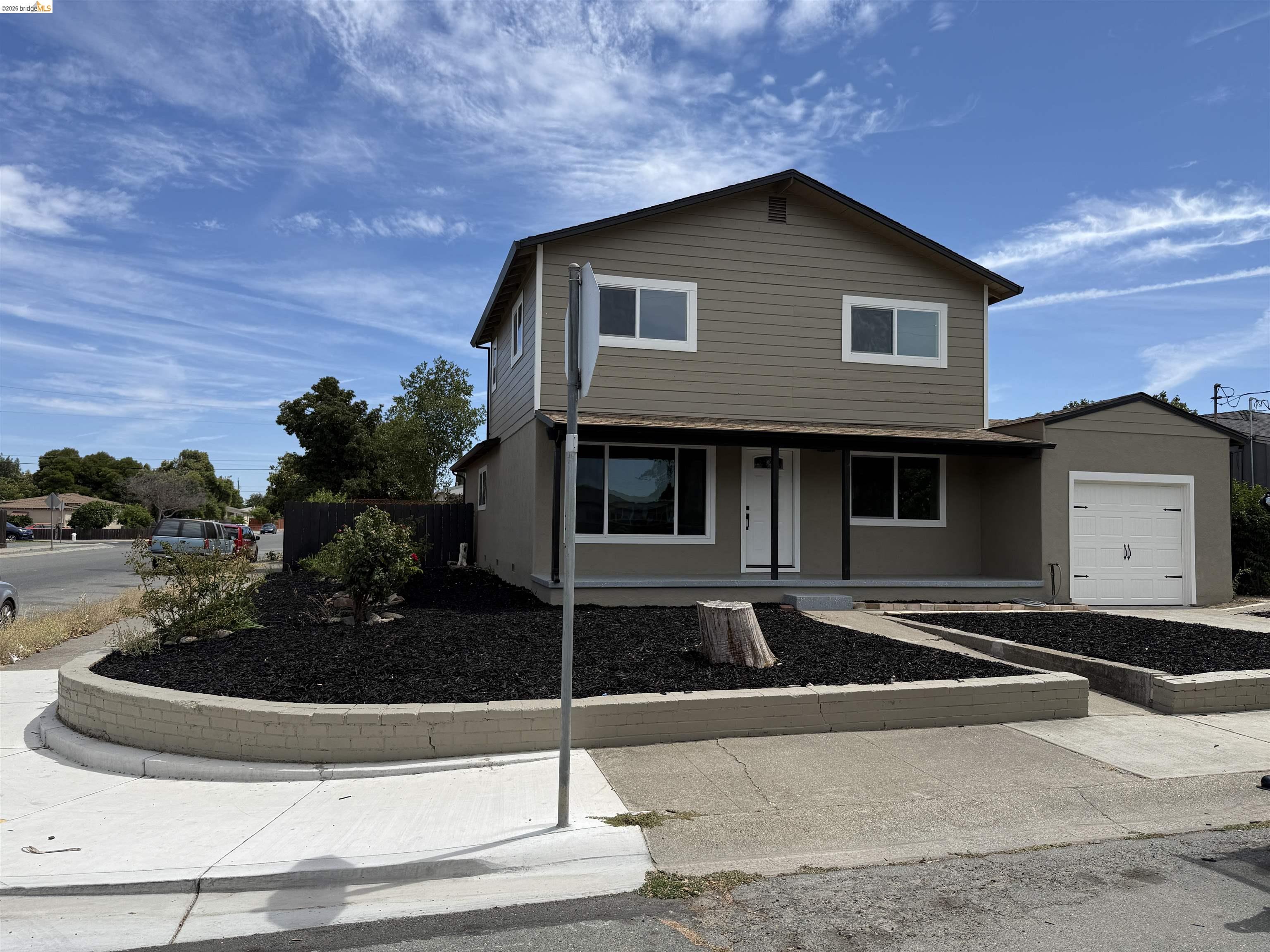 203 Rose Ann Ave, Pittsburg CA 94565 — photo 2
