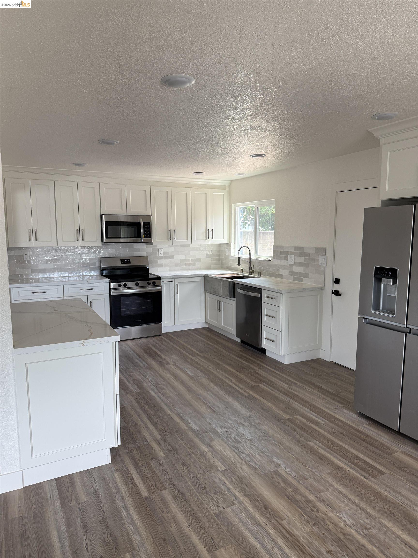 203 Rose Ann Ave, Pittsburg CA 94565 — photo 6