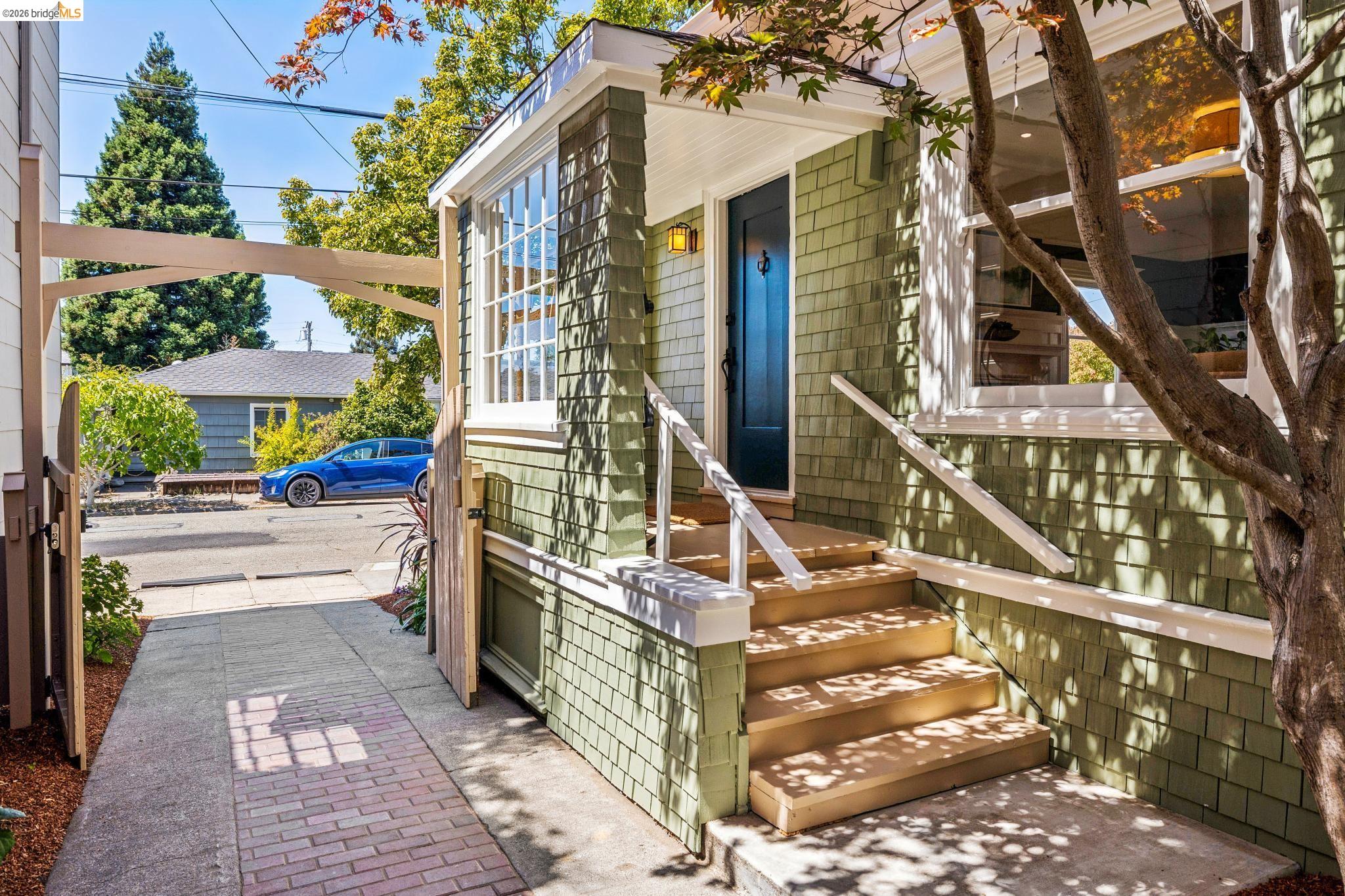 2435 Valley Street, Berkeley CA 94702 — photo 10