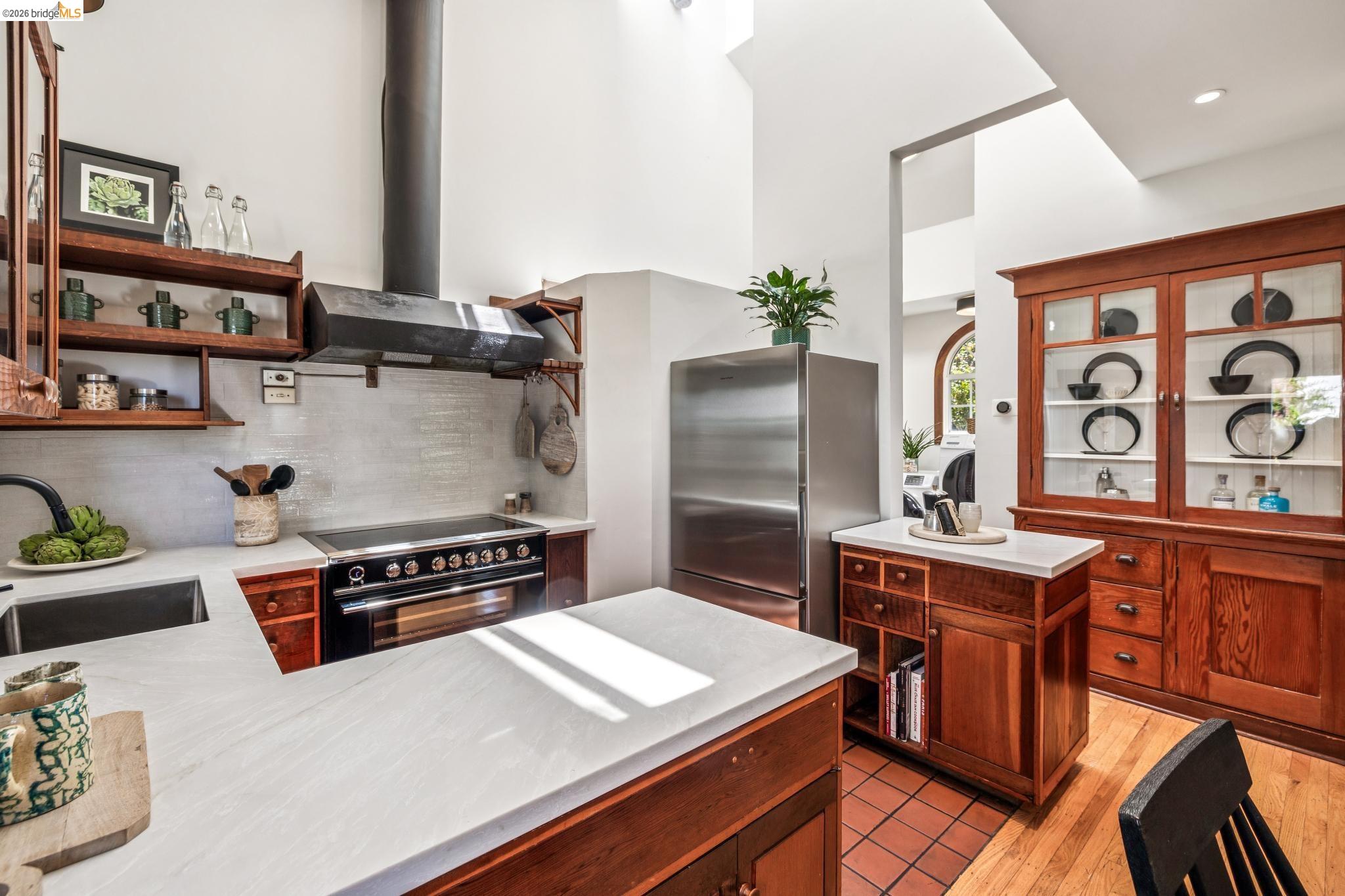 2435 Valley Street, Berkeley CA 94702 — photo 29