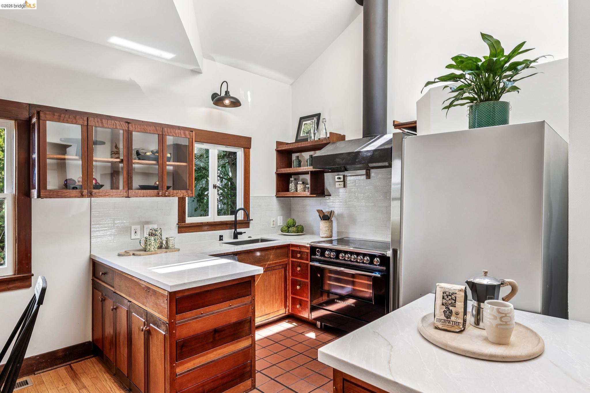 2435 Valley Street, Berkeley CA 94702 — photo 30