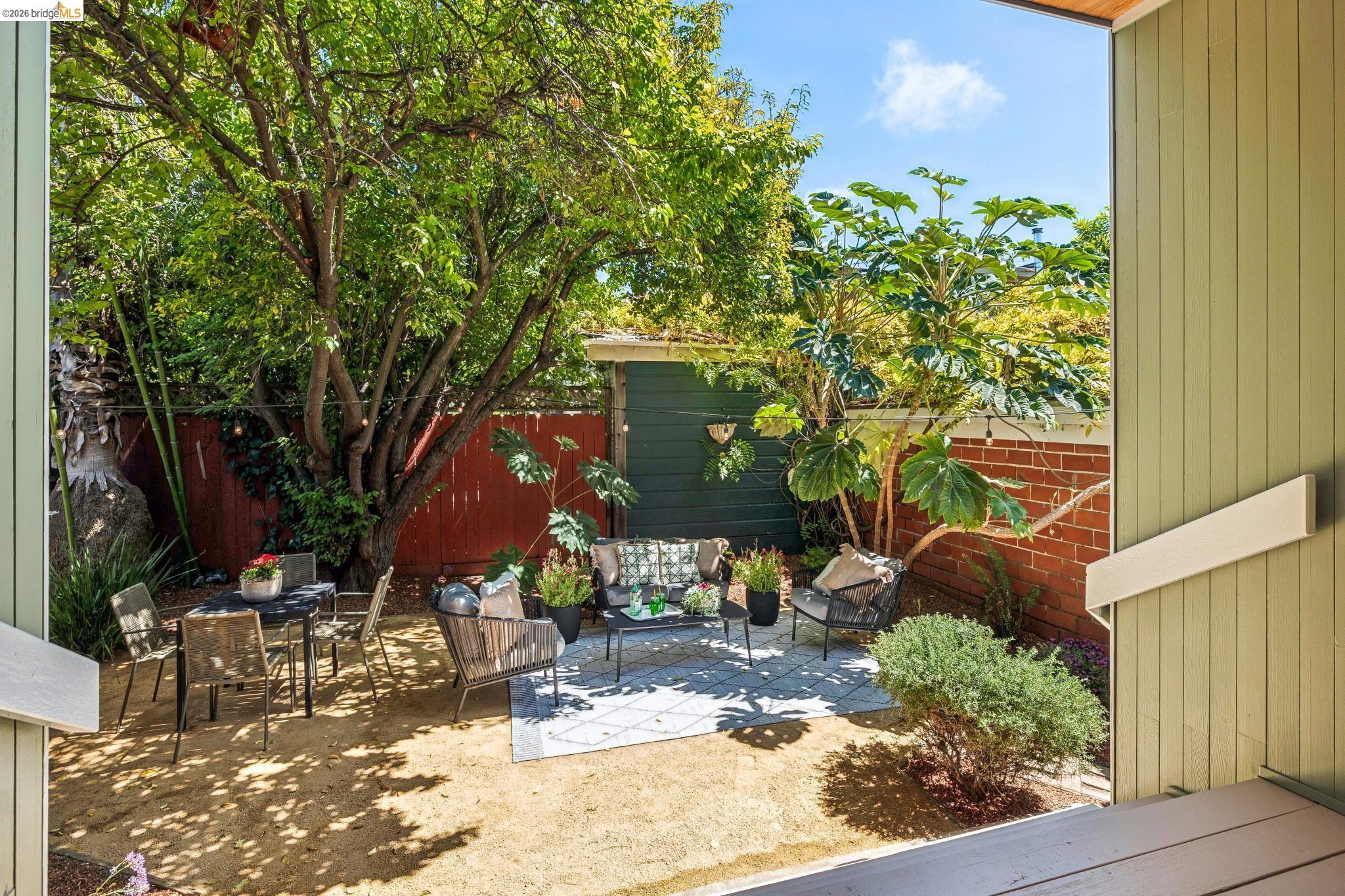2435 Valley Street, Berkeley CA 94702 — photo 64
