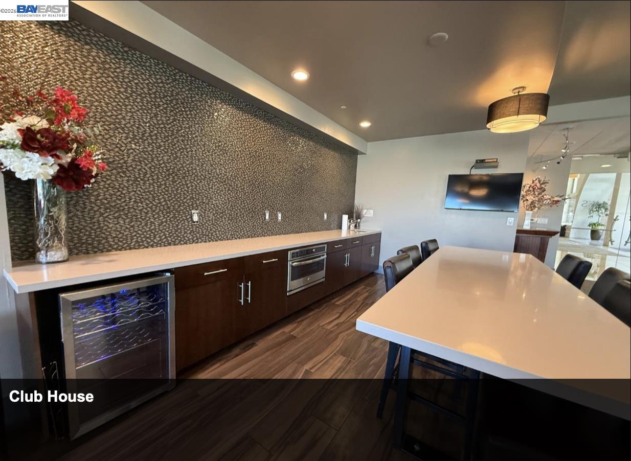 38 N Almaden Blvd # 608, San Jose CA 95110 — photo 27