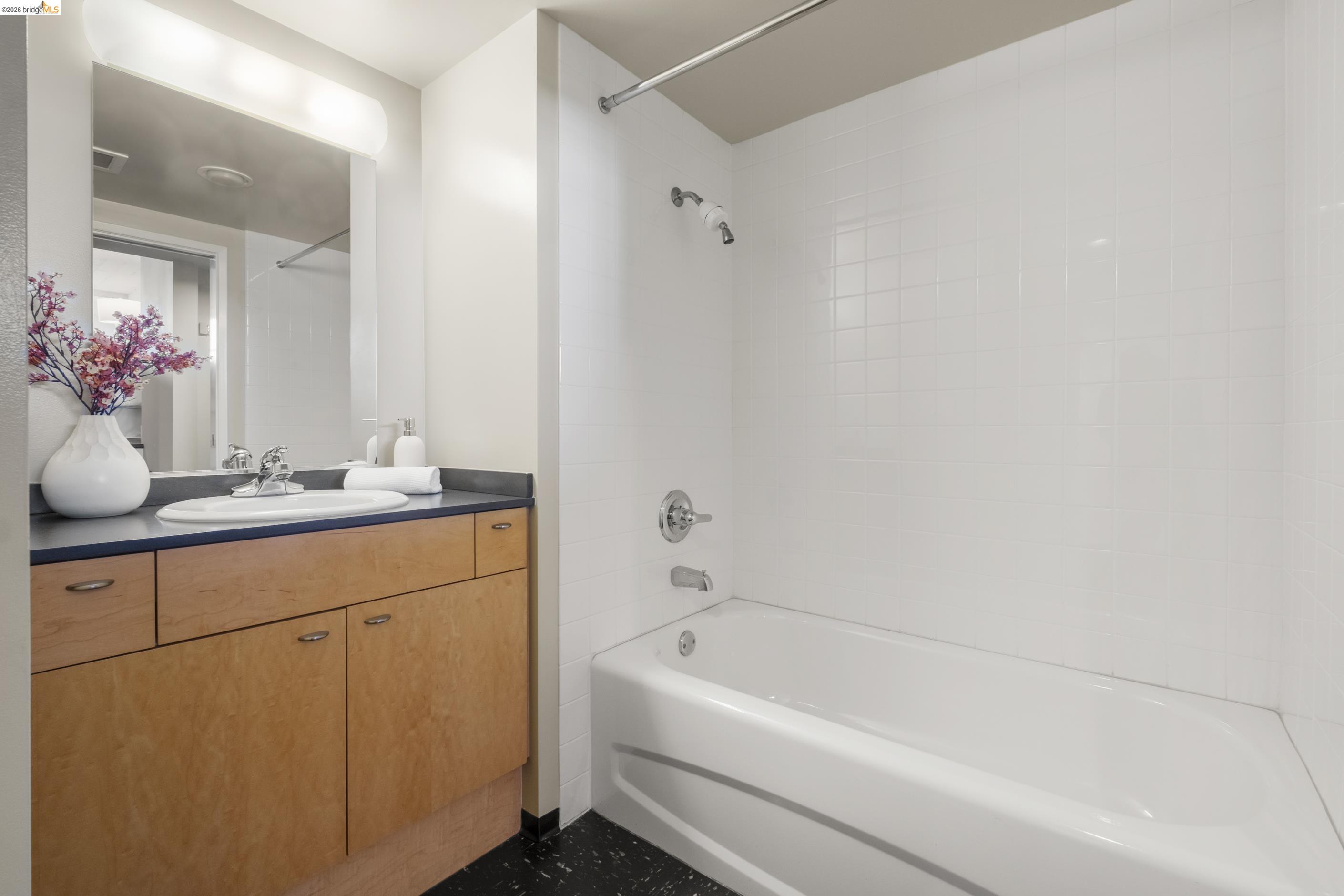 1500 Park Ave 435