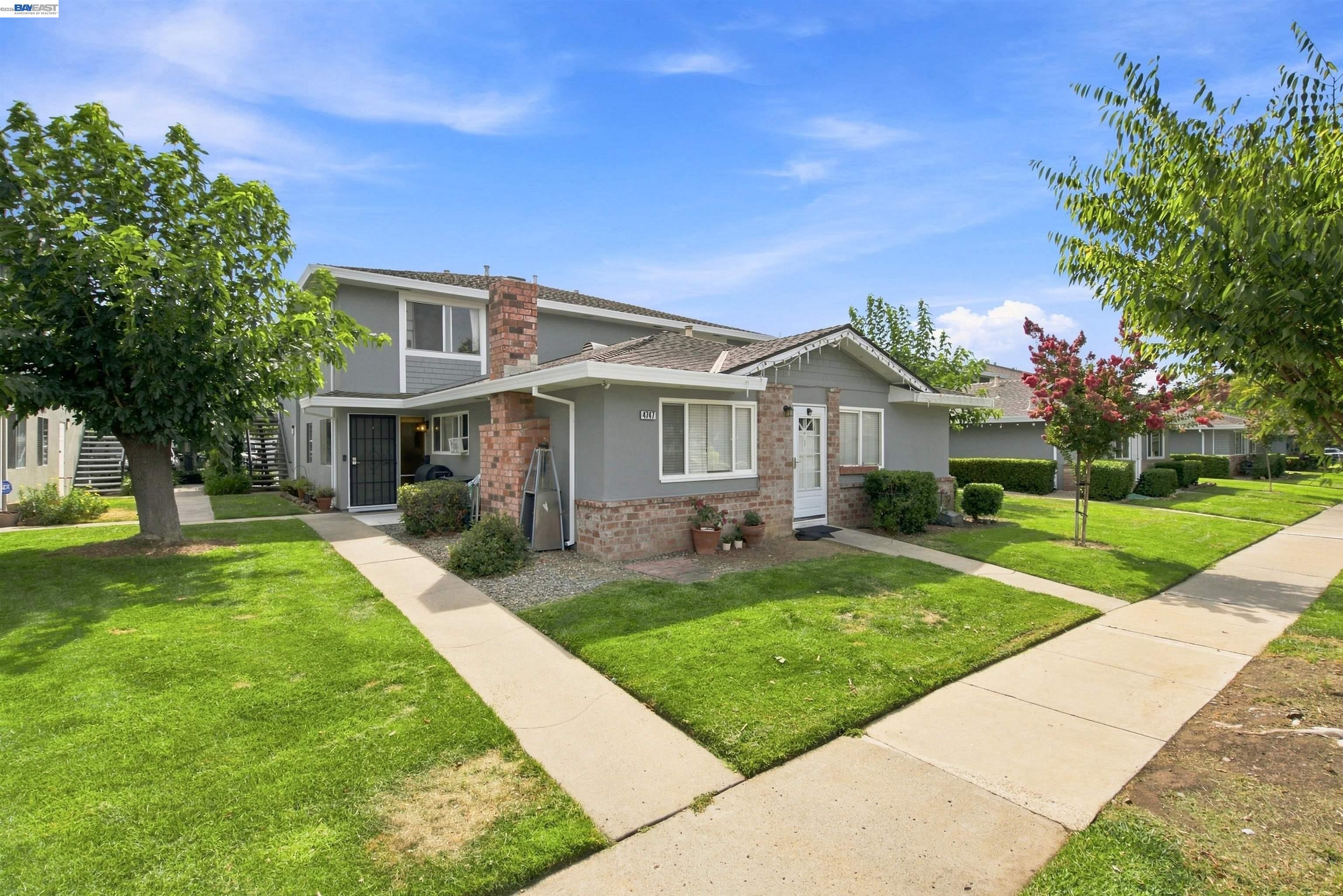 Front Image Thumbnail for BE41146154