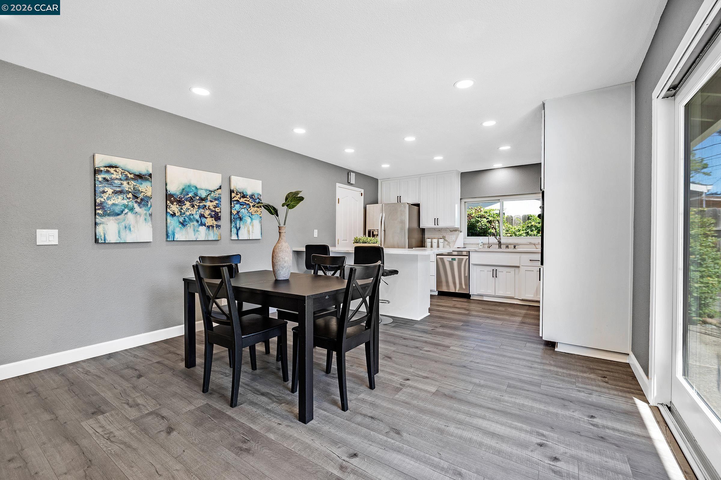 8569 Wicklow Ln, Dublin CA 94568 — photo 11