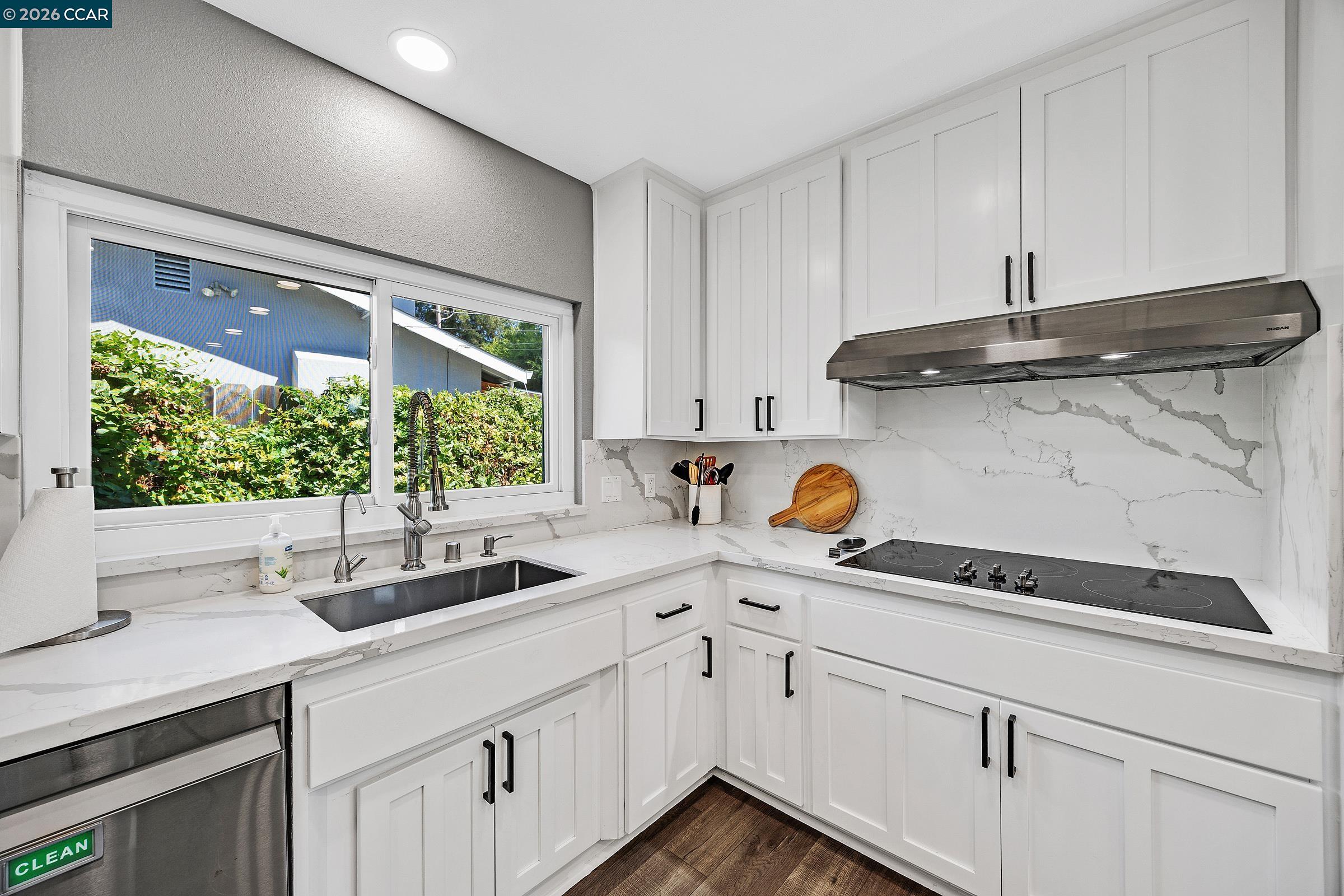 8569 Wicklow Ln, Dublin CA 94568 — photo 19