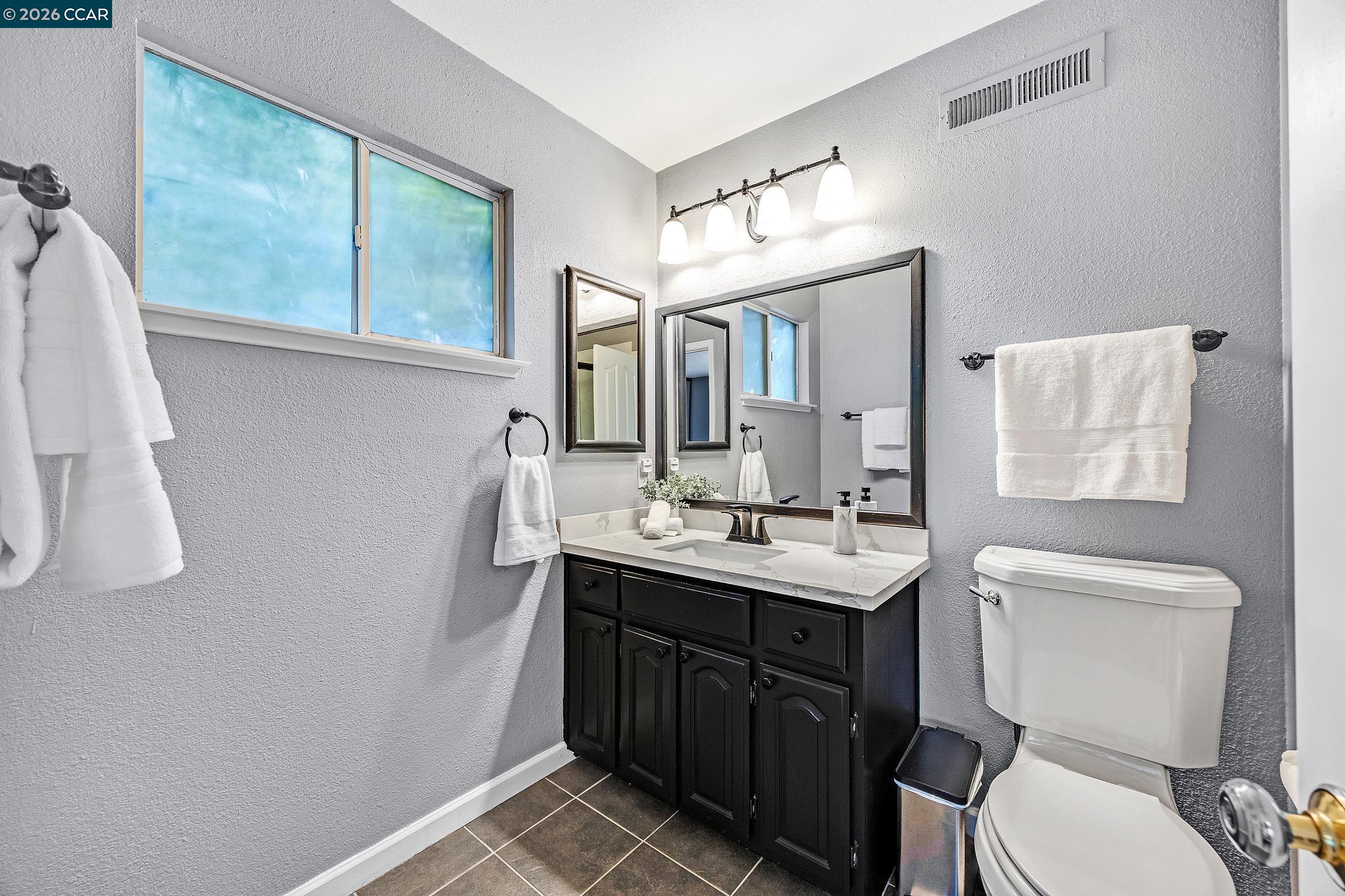 8569 Wicklow Ln, Dublin CA 94568 — photo 32