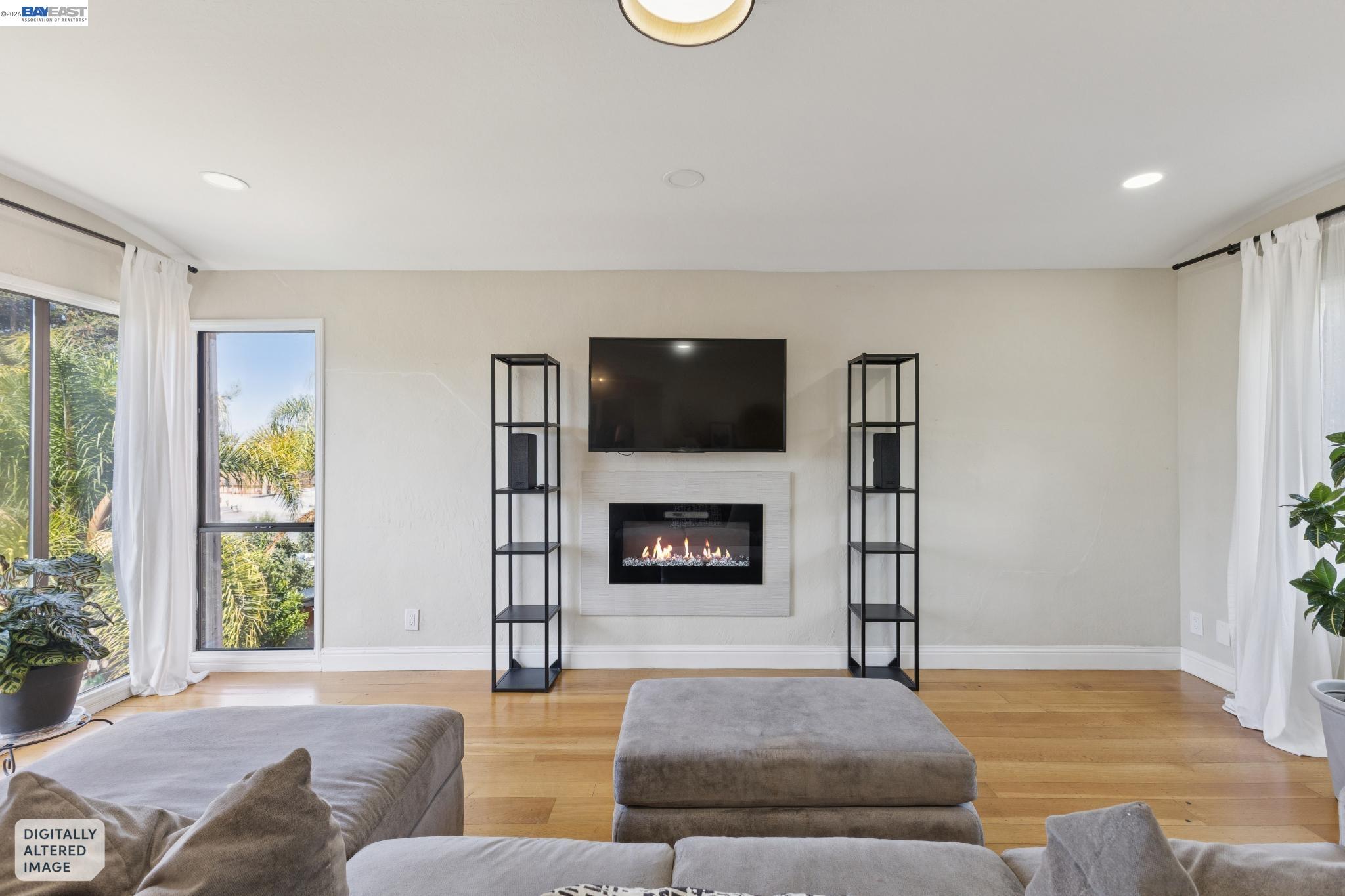 8233 Golf Links Rd, Oakland CA 94605 — photo 15