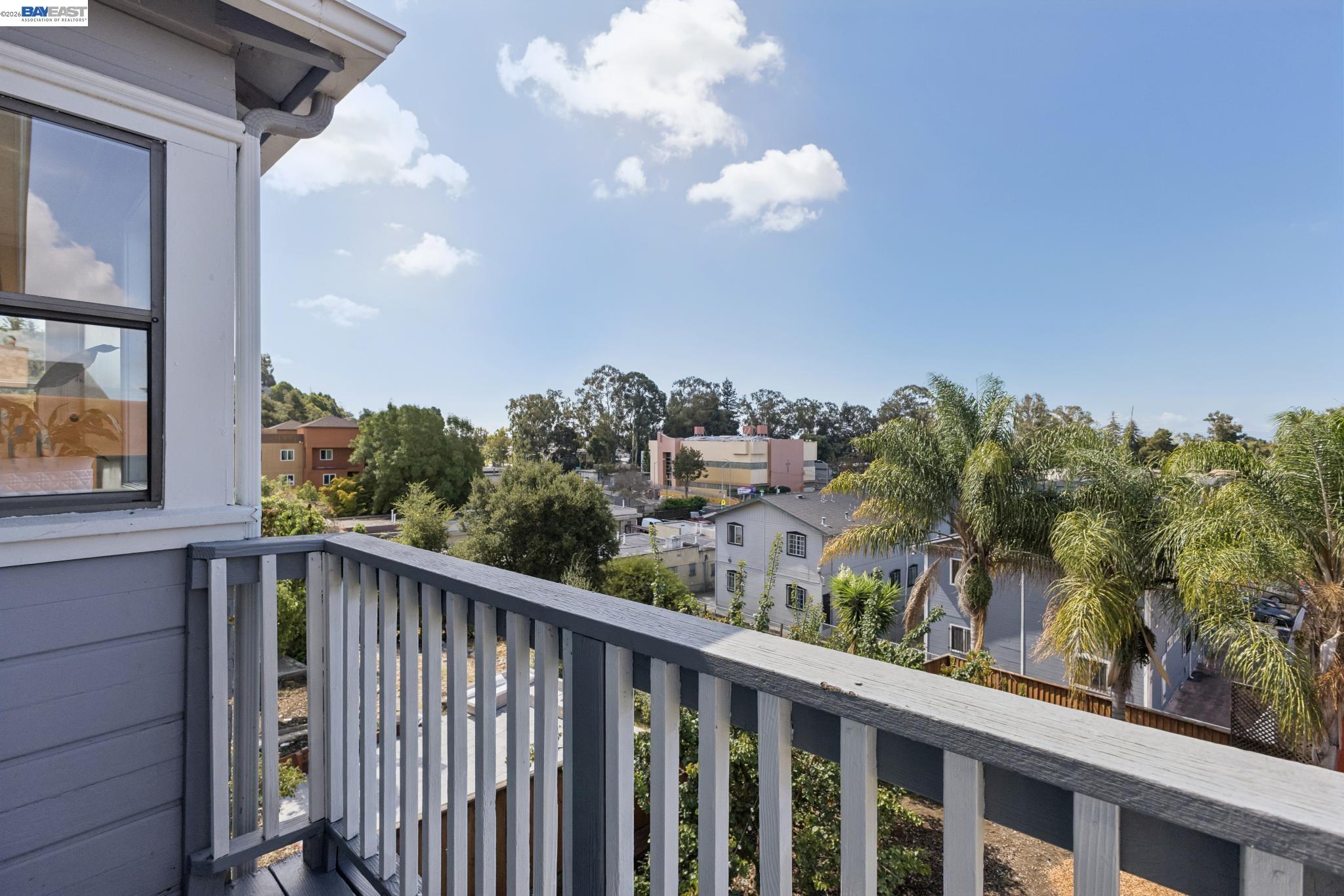8233 Golf Links Rd, Oakland CA 94605 — photo 23