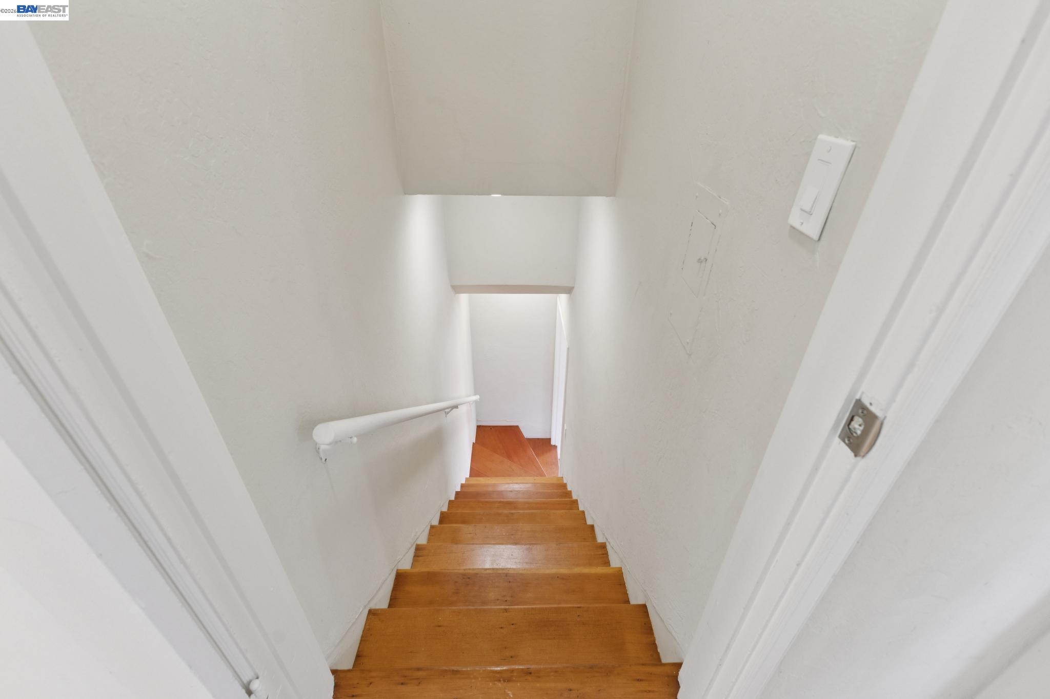 8233 Golf Links Rd, Oakland CA 94605 — photo 31