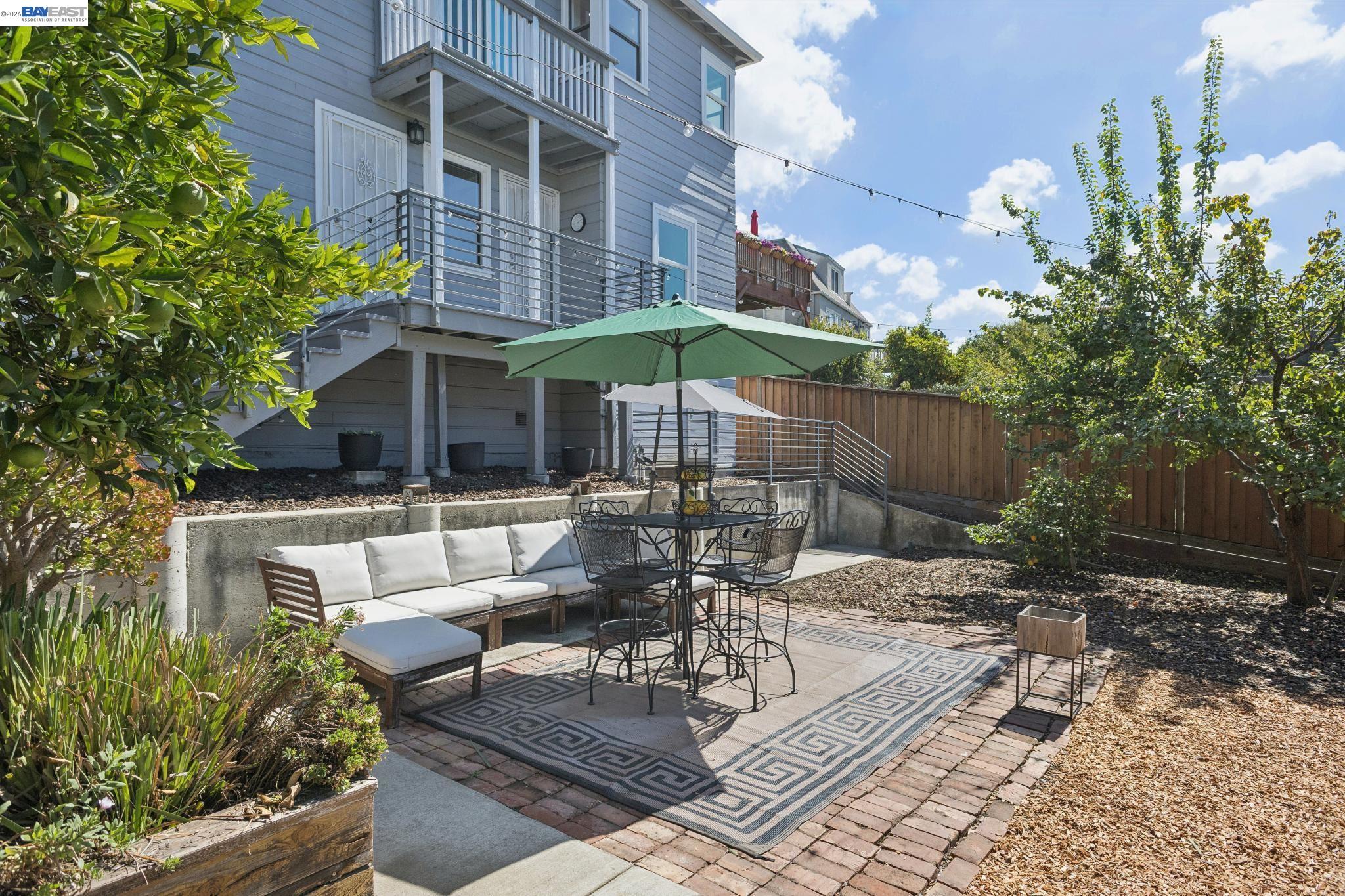 8233 Golf Links Rd, Oakland CA 94605 — photo 45