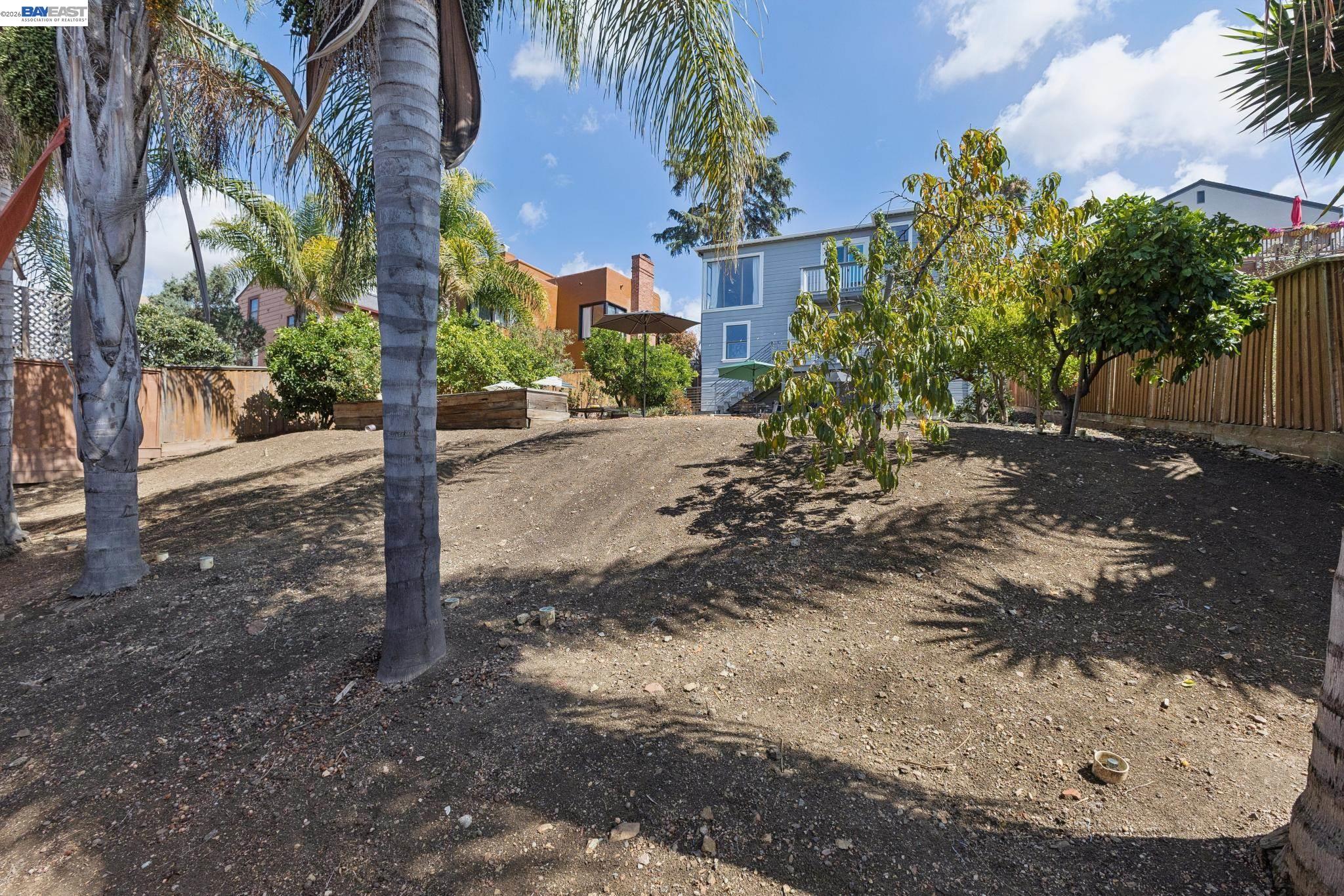 8233 Golf Links Rd, Oakland CA 94605 — photo 50