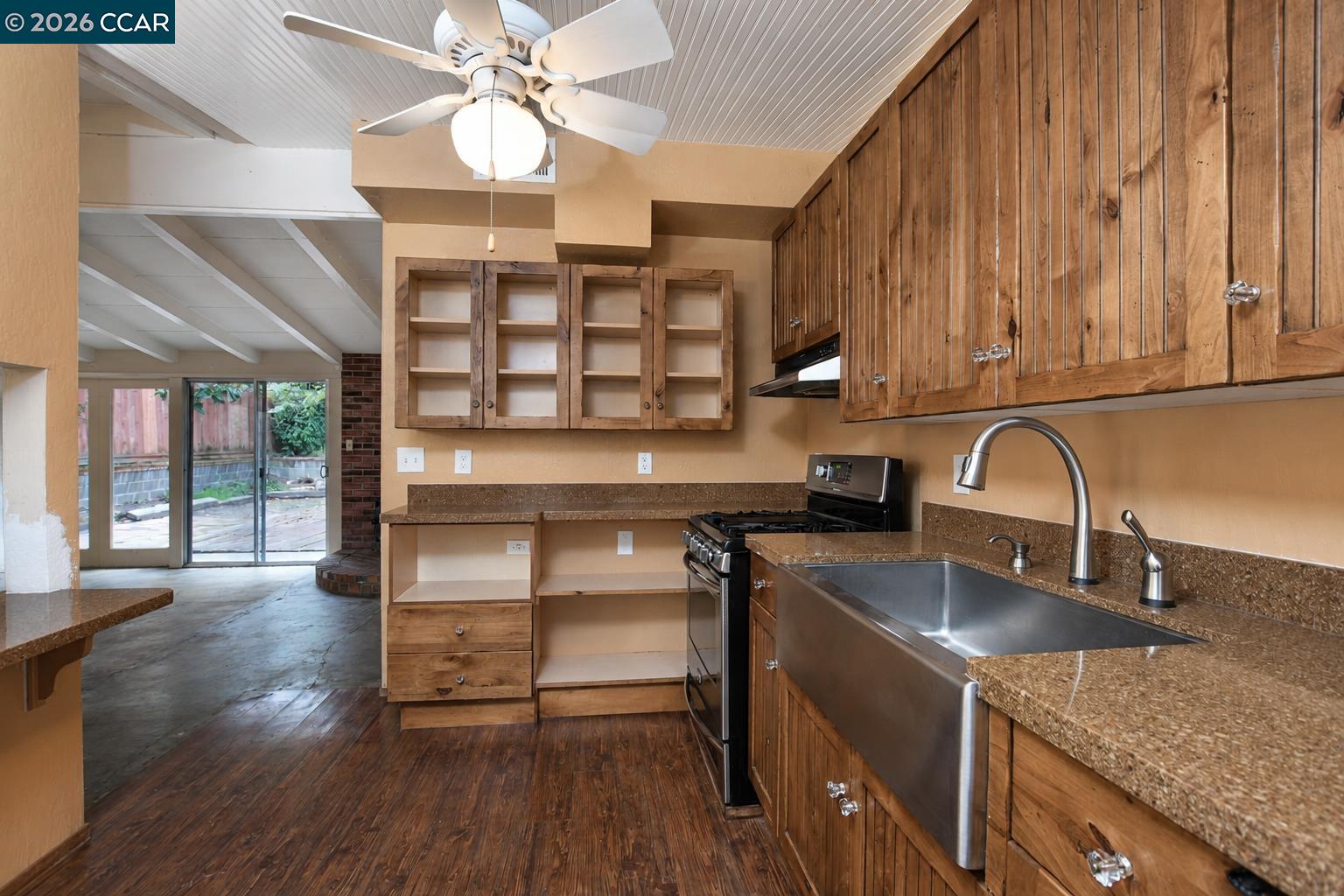 3214 Pine St., Martinez CA 94553 — photo 9