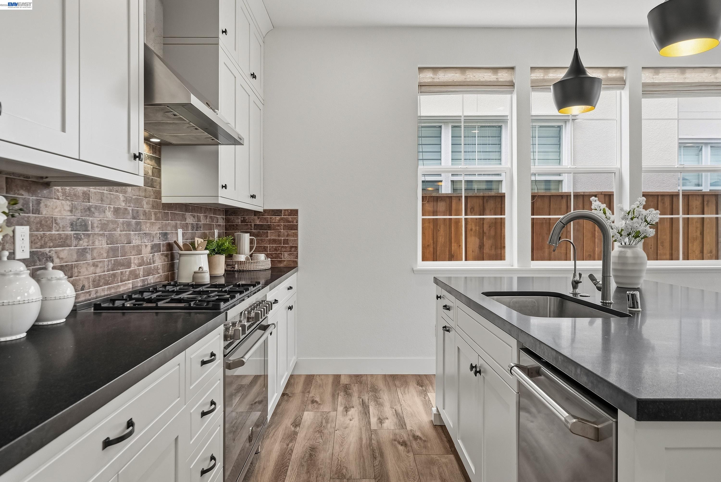 37592 Sea Bank St, Newark CA 94560 — photo 11