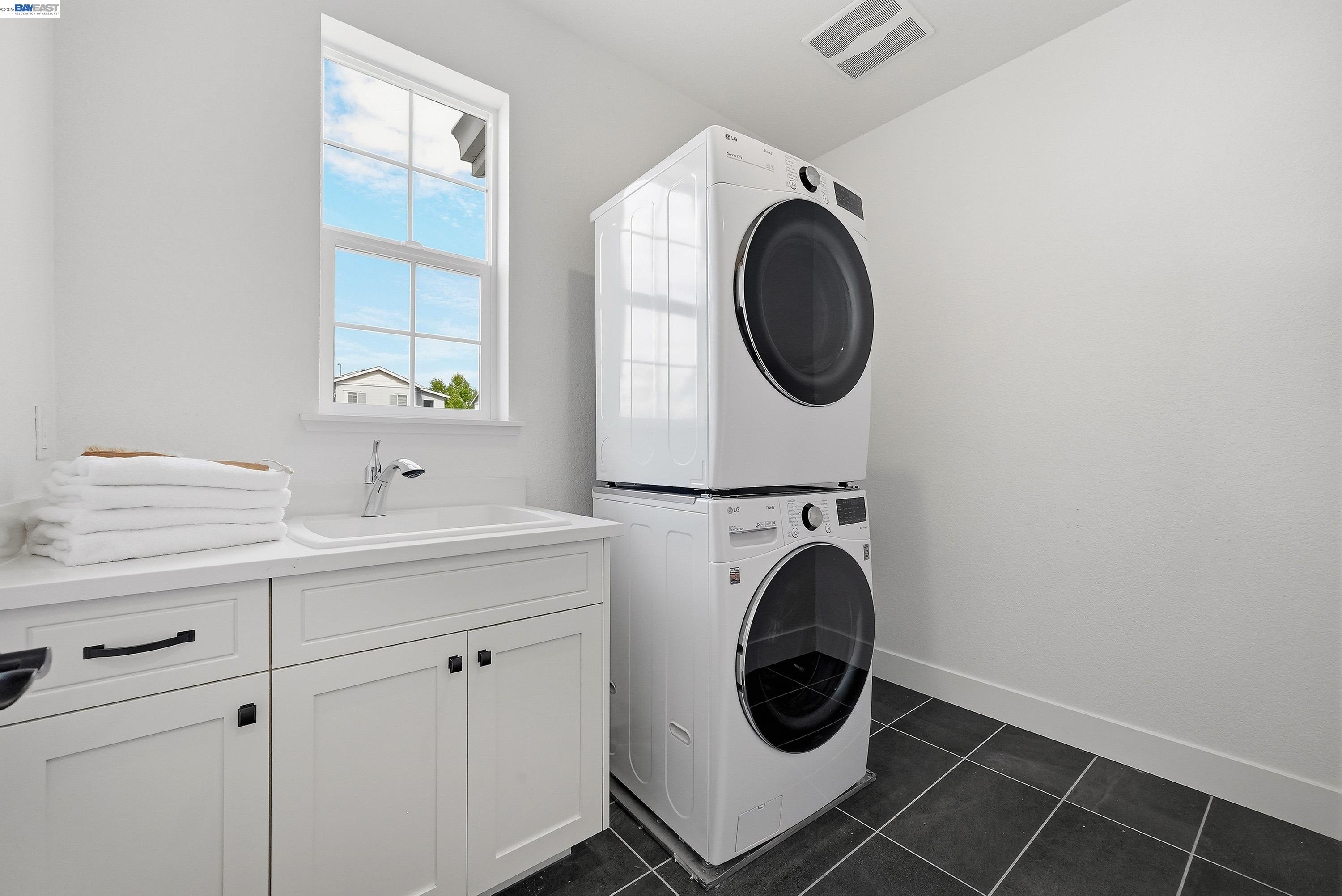 37592 Sea Bank St, Newark CA 94560 — photo 35