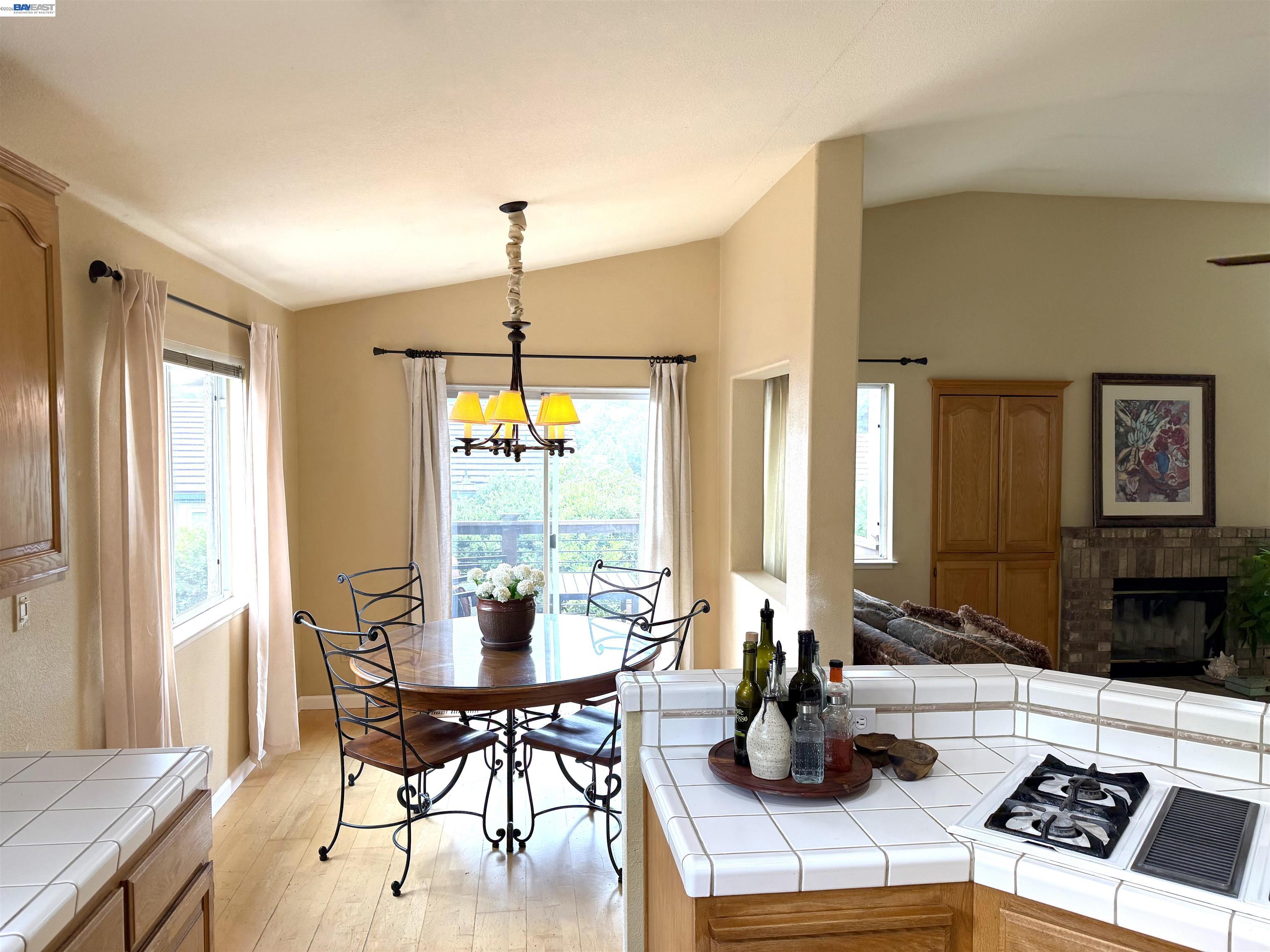 8051 Canyon Creek Cir, Pleasanton CA 94588 — photo 10