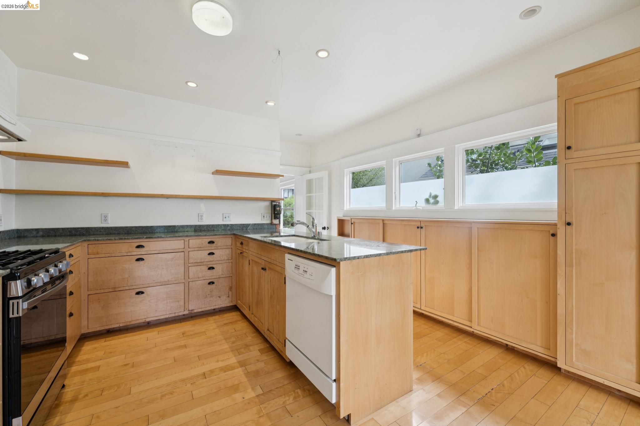 2730 Webster St, Berkeley CA 94705 — photo 18