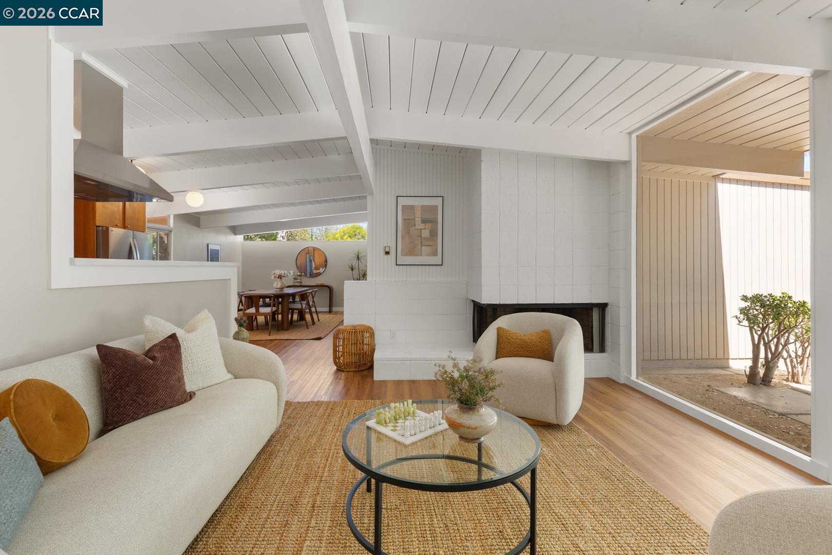 247 Los Cerros Ave, Walnut Creek CA 94598 — photo 14