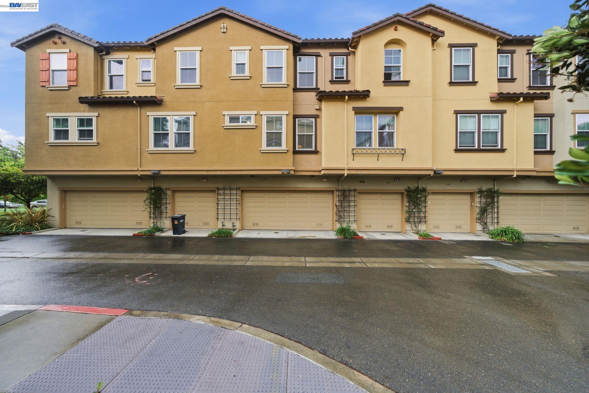1012 Martin Luther King Dr, Hayward CA 94541 — photo 27