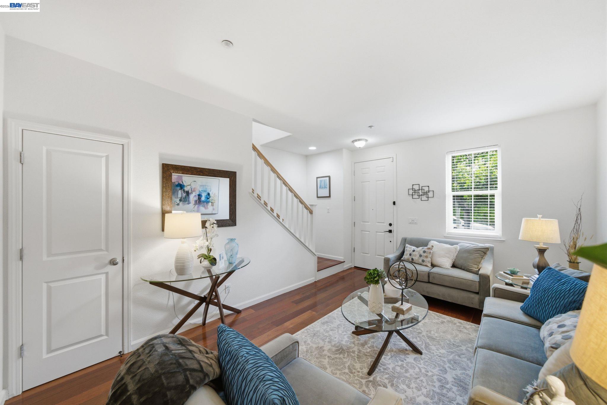 1012 Martin Luther King Dr, Hayward CA 94541 — photo 4