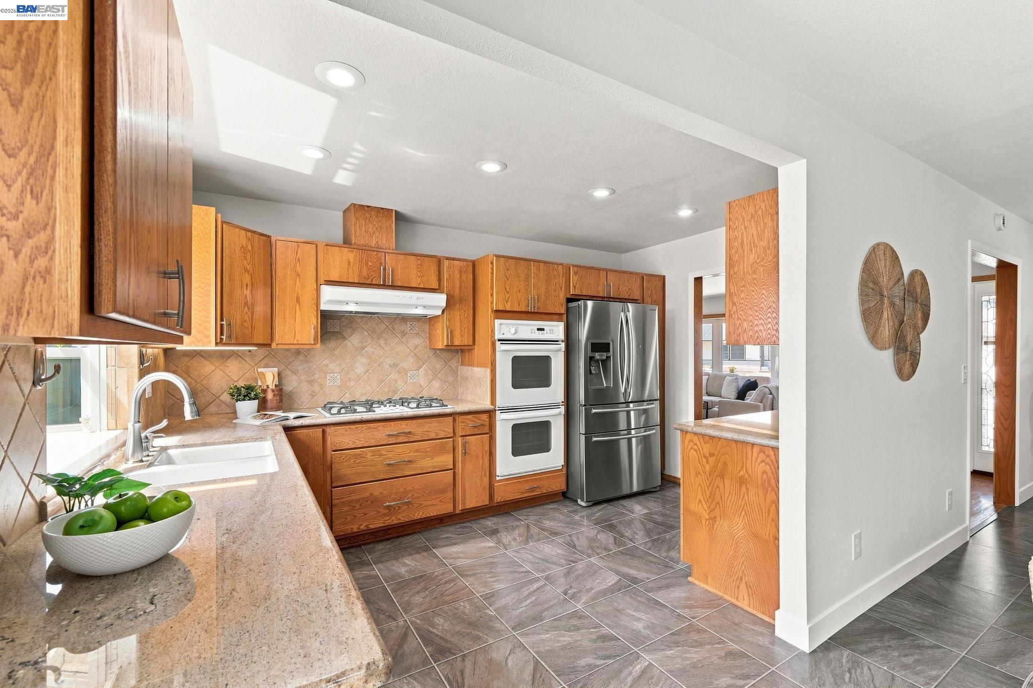 32235 Pulaski Dr, Hayward CA 94544 — photo 14