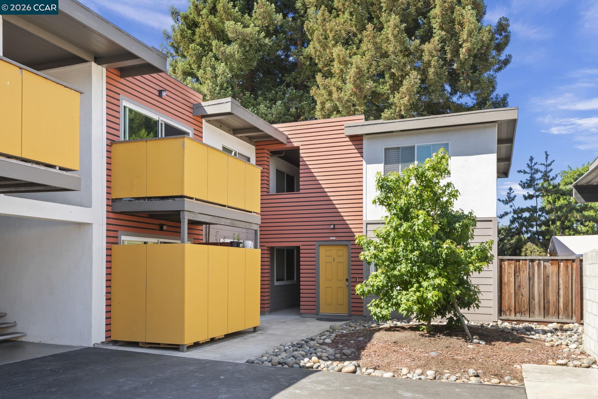 25013 Cypress Ave, Hayward CA 94544 — photo 8