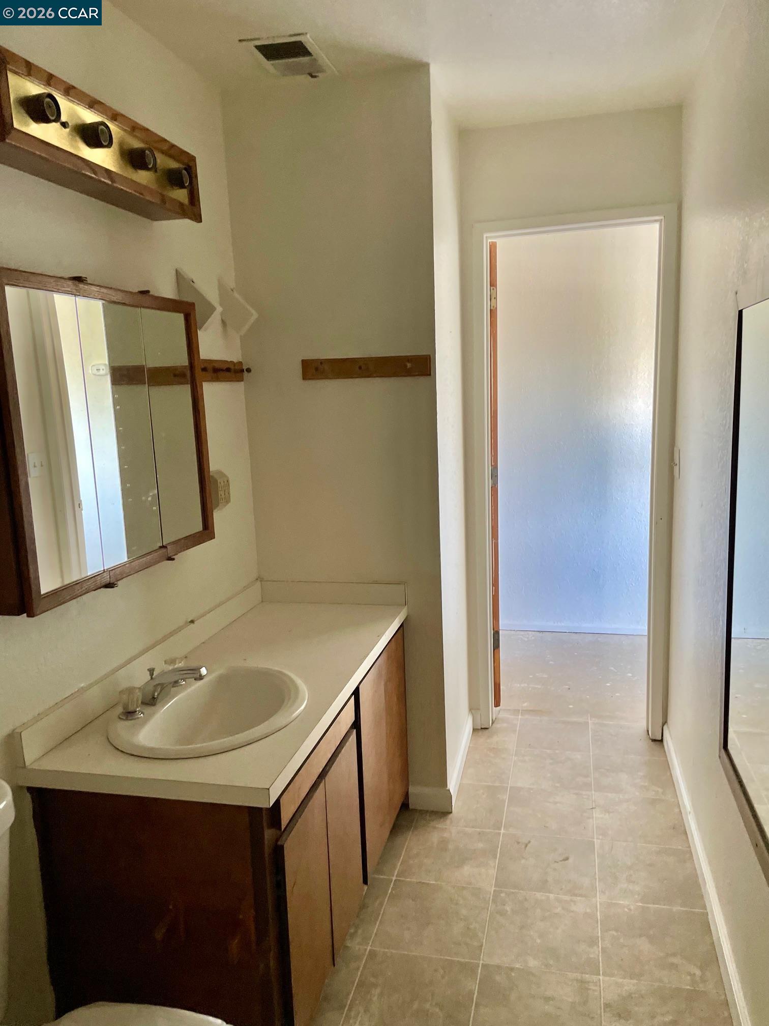 1119 Warren Ave, Vallejo CA 94591 — photo 17
