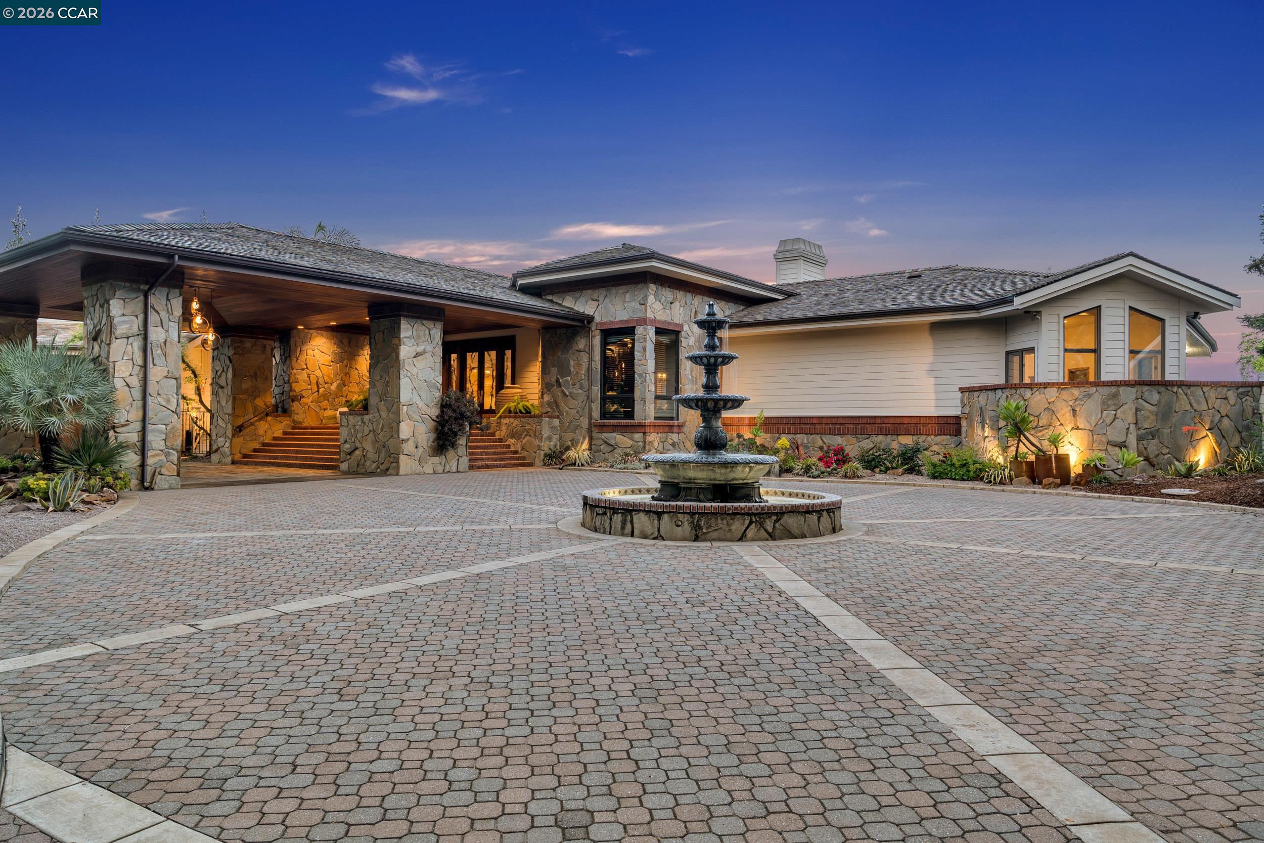 442 Pinewood Rd. 20019 CA
