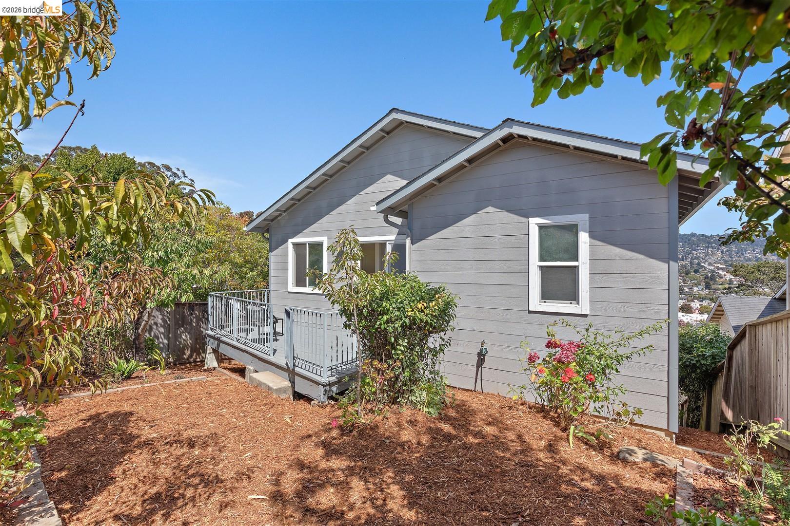 873 Hillside Ave, Albany CA 94706 — photo 26