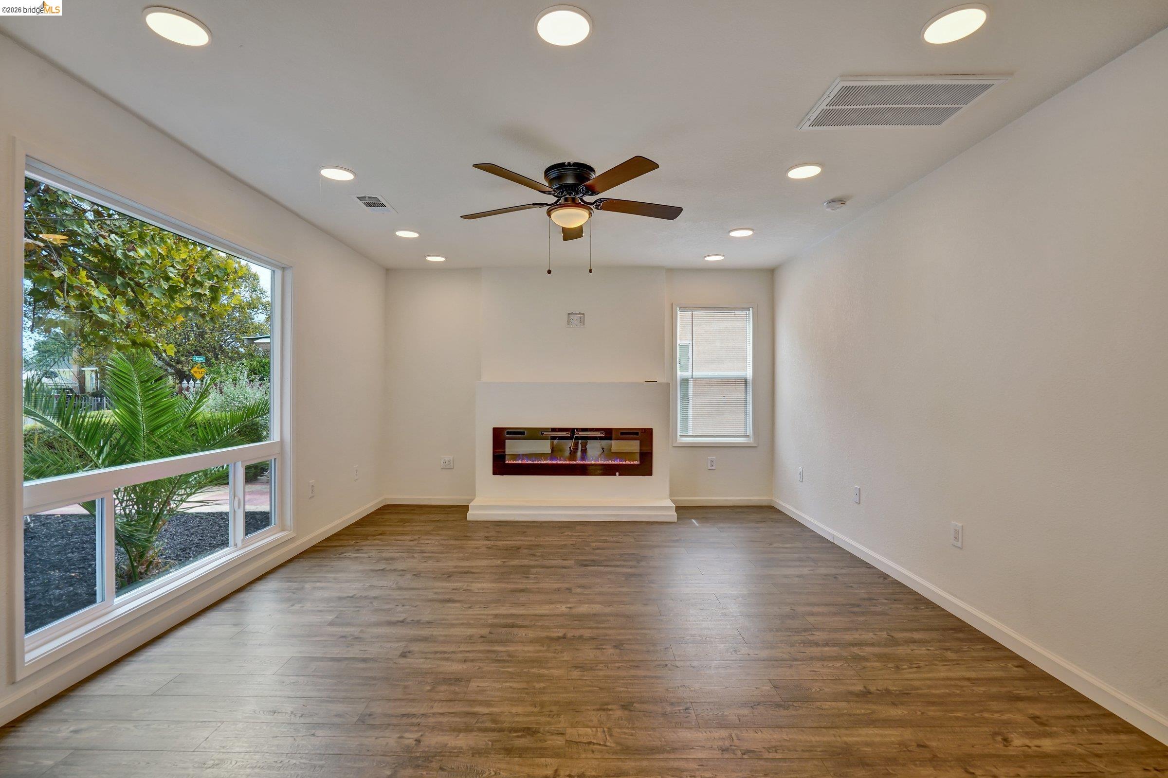 207 Bergedo Dr., Oakland CA 94603 — photo 8