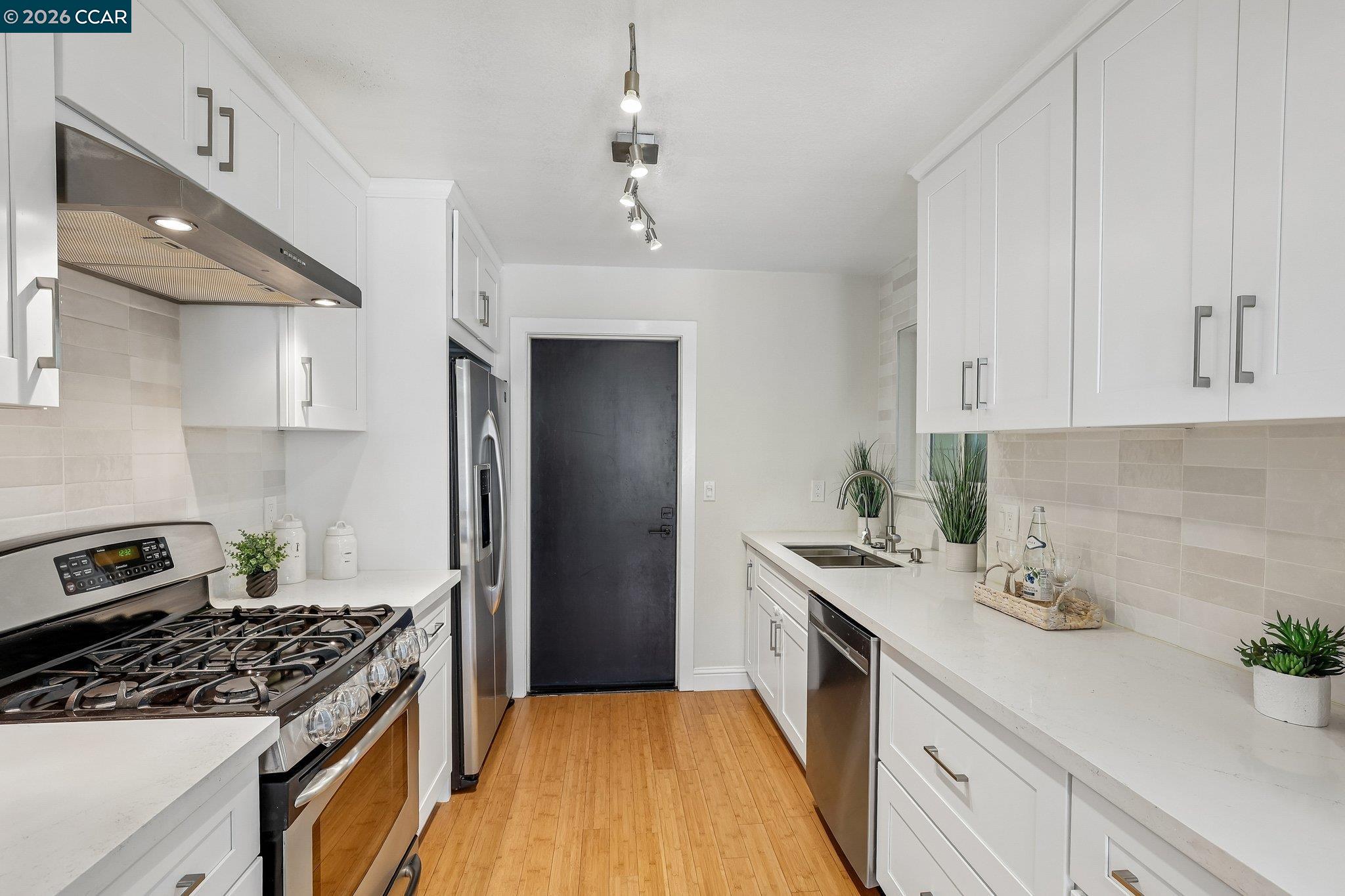 6560 Pioneer Ln # 32, Dublin CA 94568 — photo 11