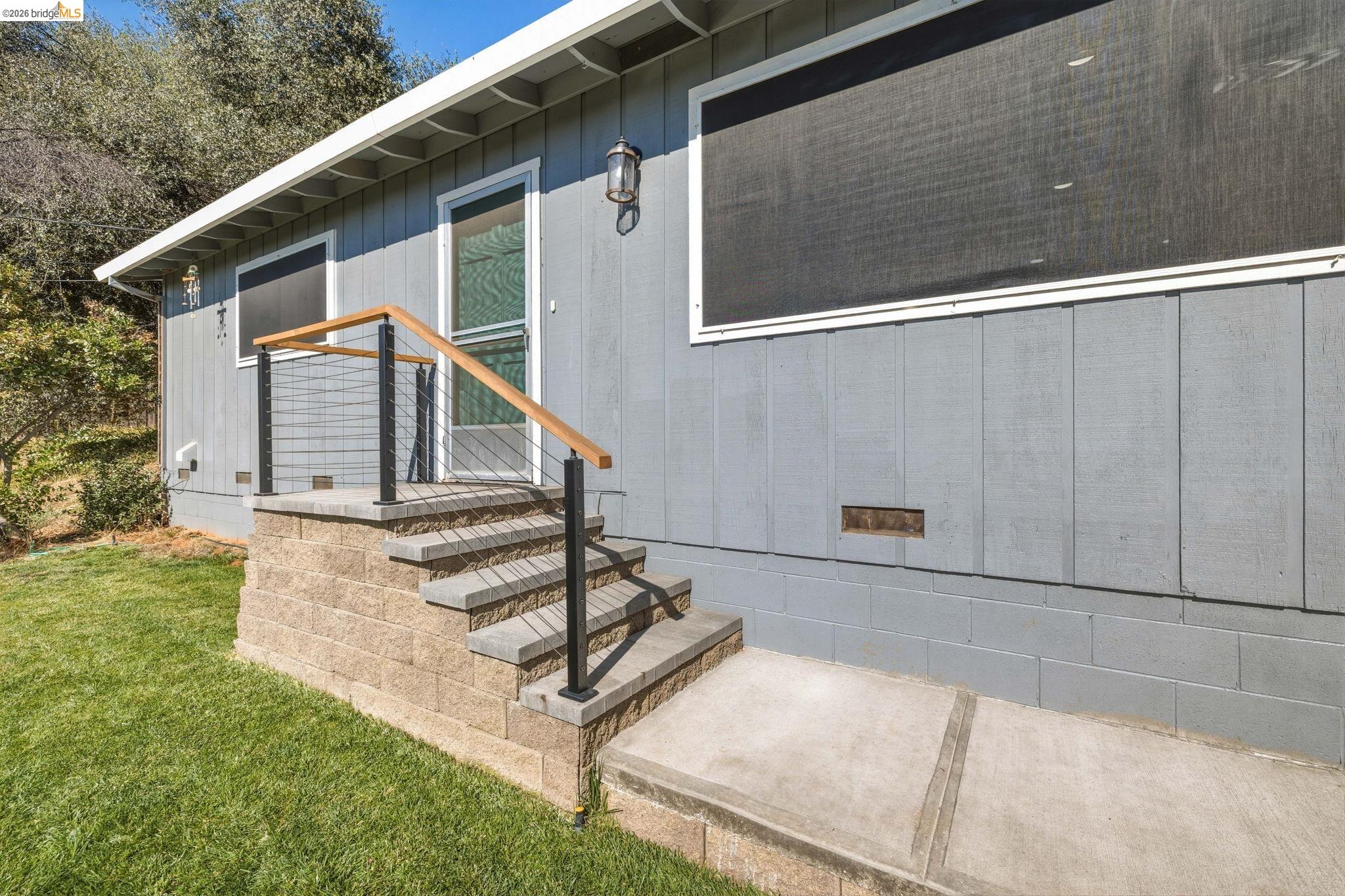 18955 North Dr, Jamestown, CA 95327 photo 2