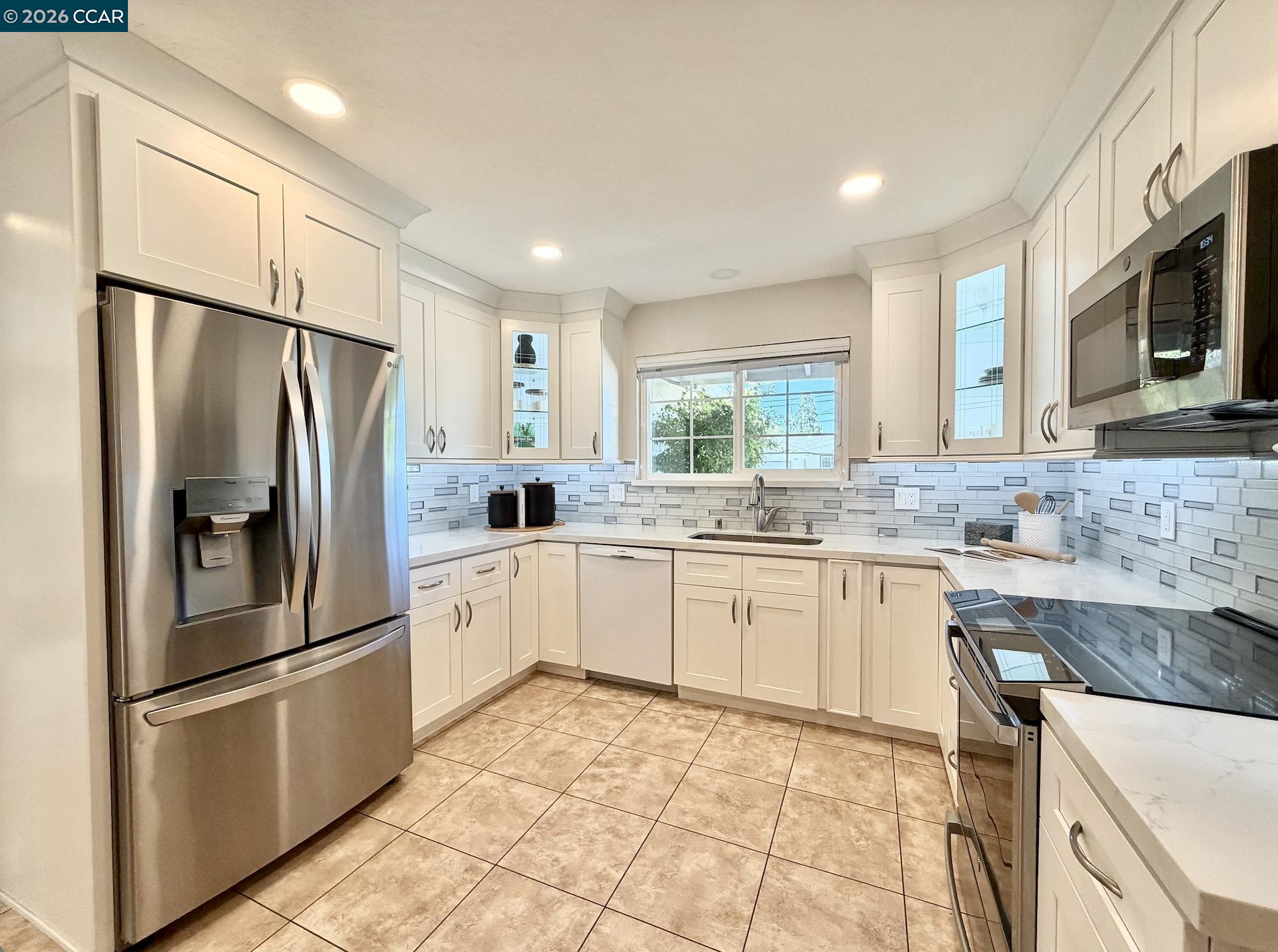 926 Sassel Avenue, Concord CA 94518 — photo 16