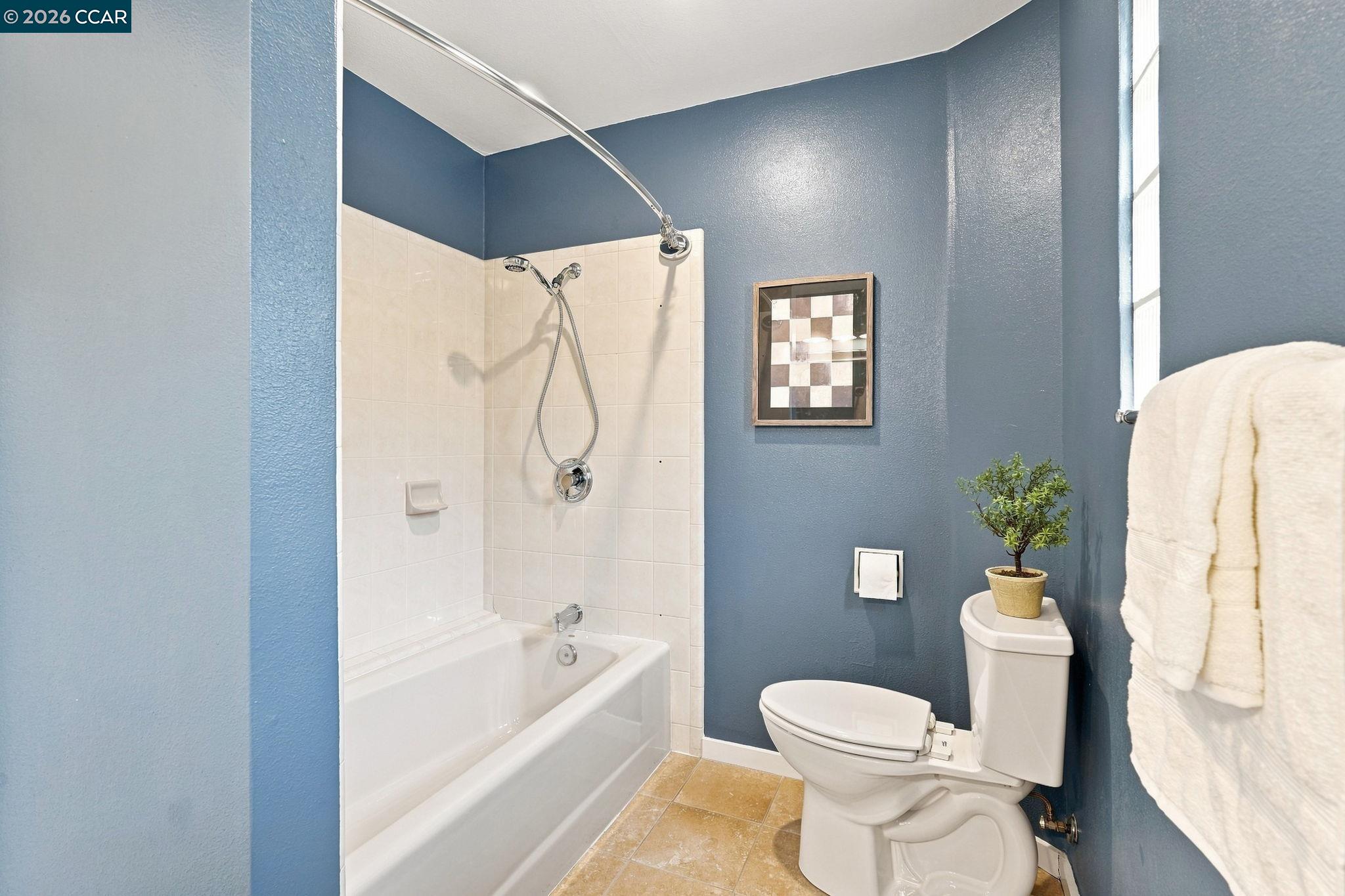 100 Pleasant Valley Dr, Walnut Creek CA 94597 — photo 25