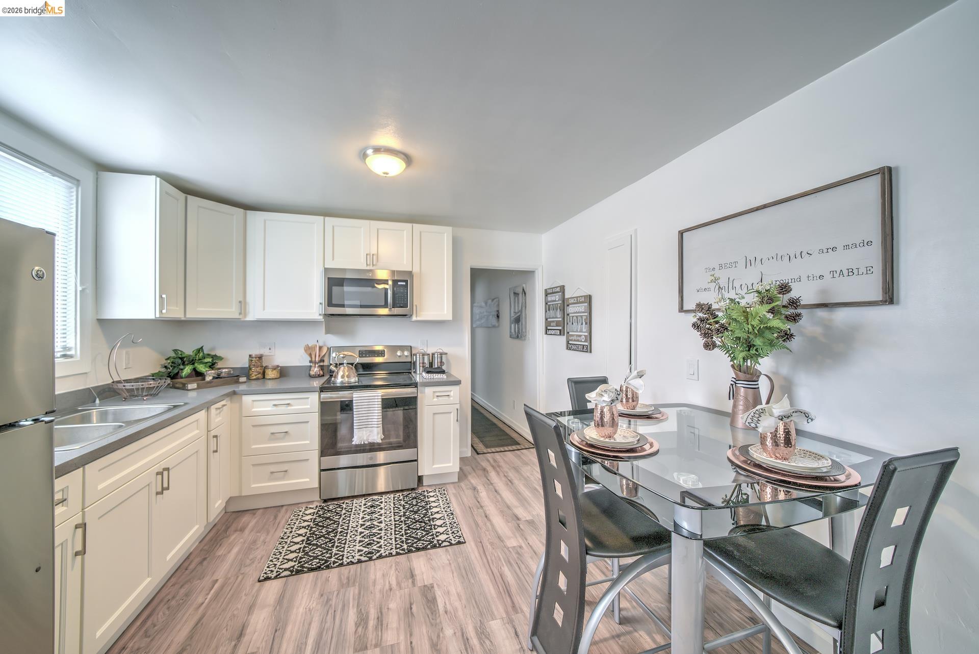 1049 43rd Street, Emeryville CA 94608 — photo 9