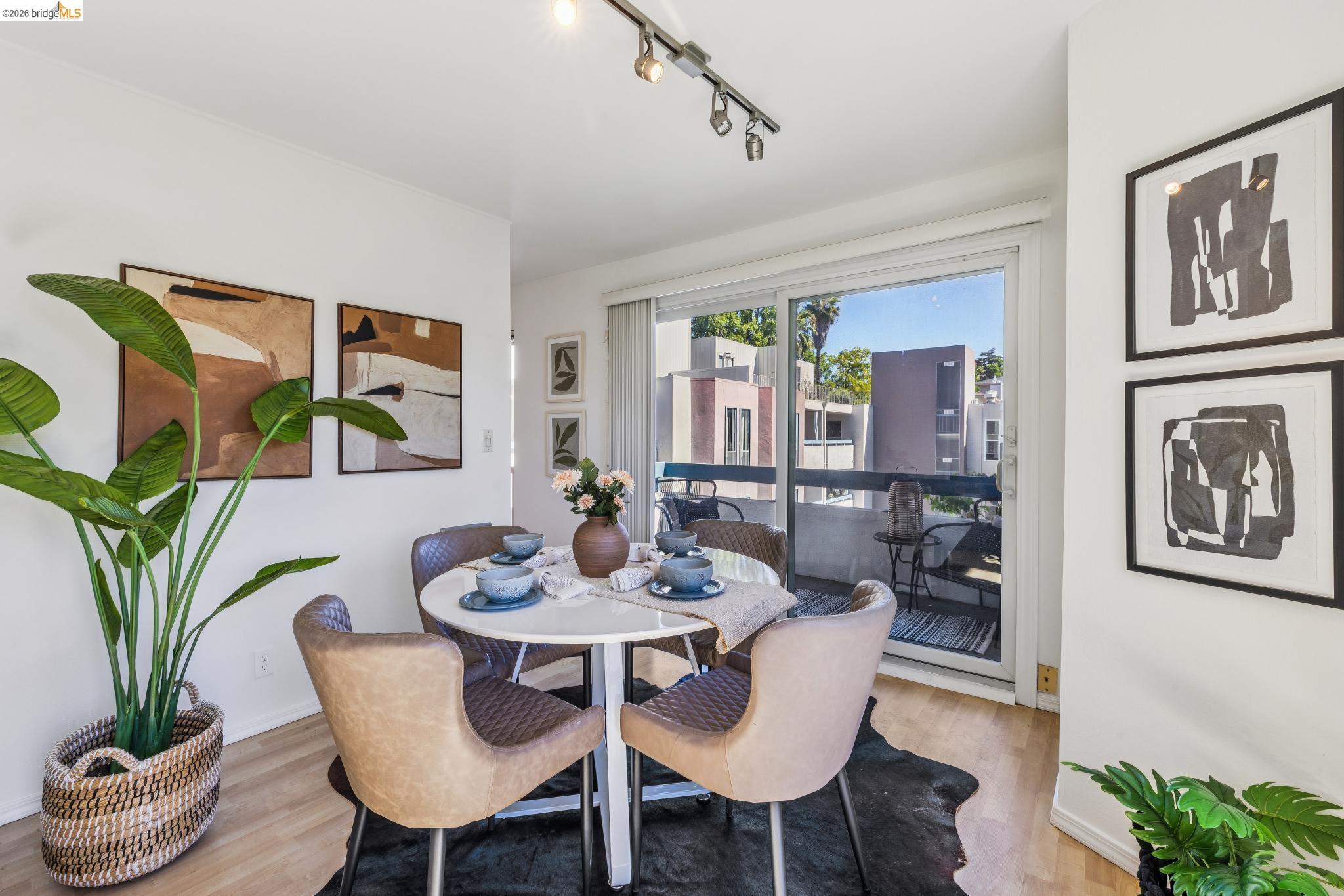 385 Jayne Ave # 301, Oakland CA 94610 — photo 12