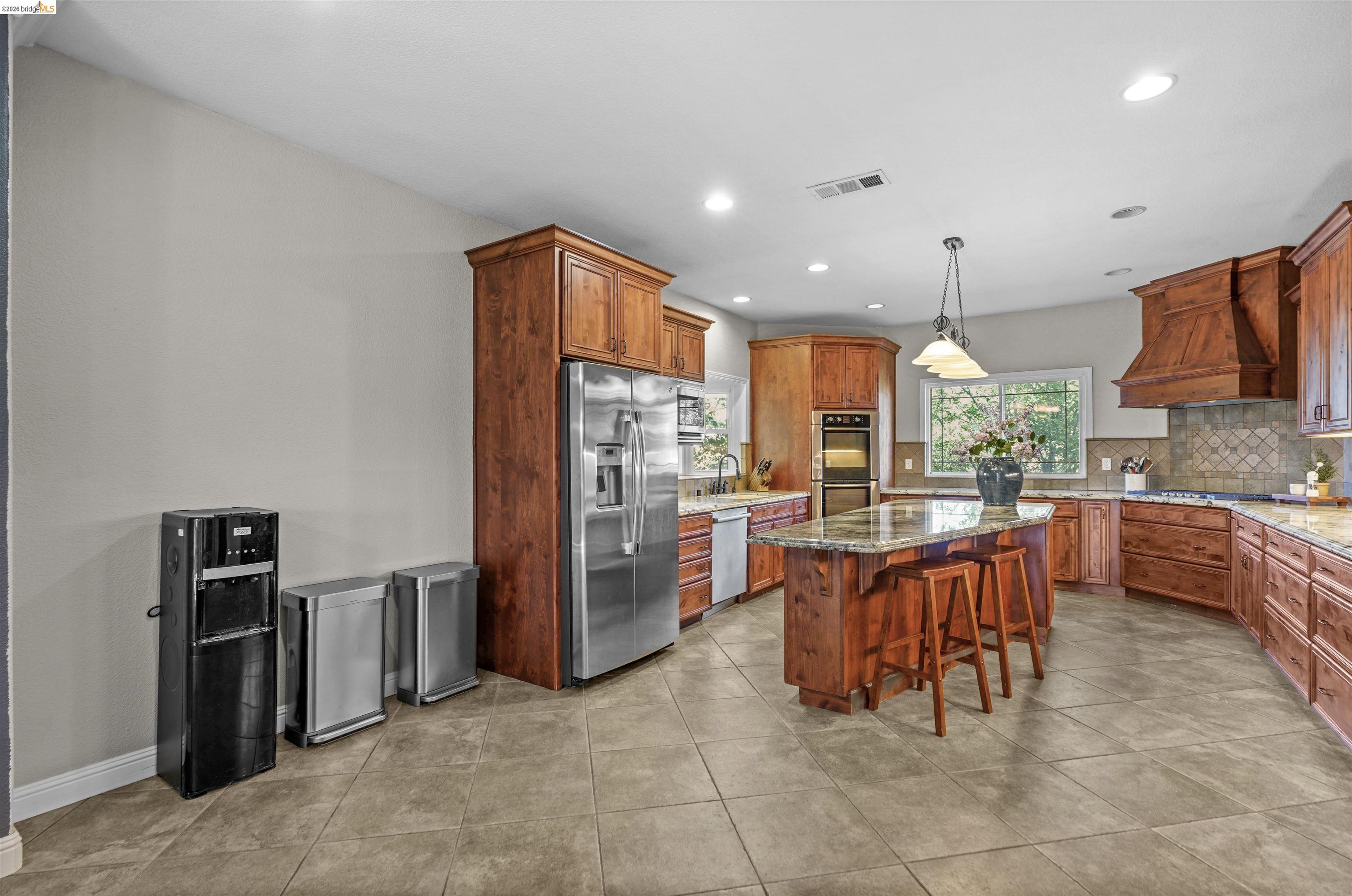 1049 Meadowgate Way, Brentwood CA 94513 — photo 32