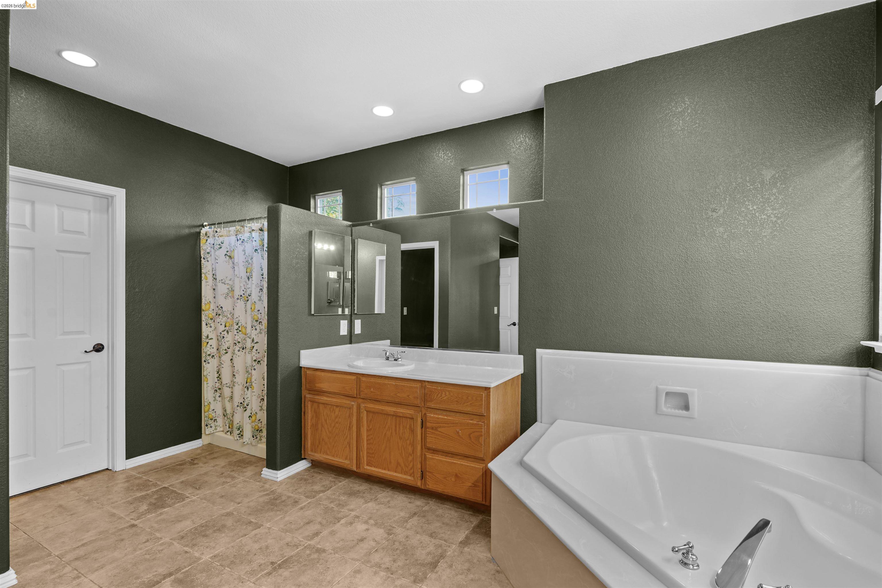 1049 Meadowgate Way, Brentwood CA 94513 — photo 53