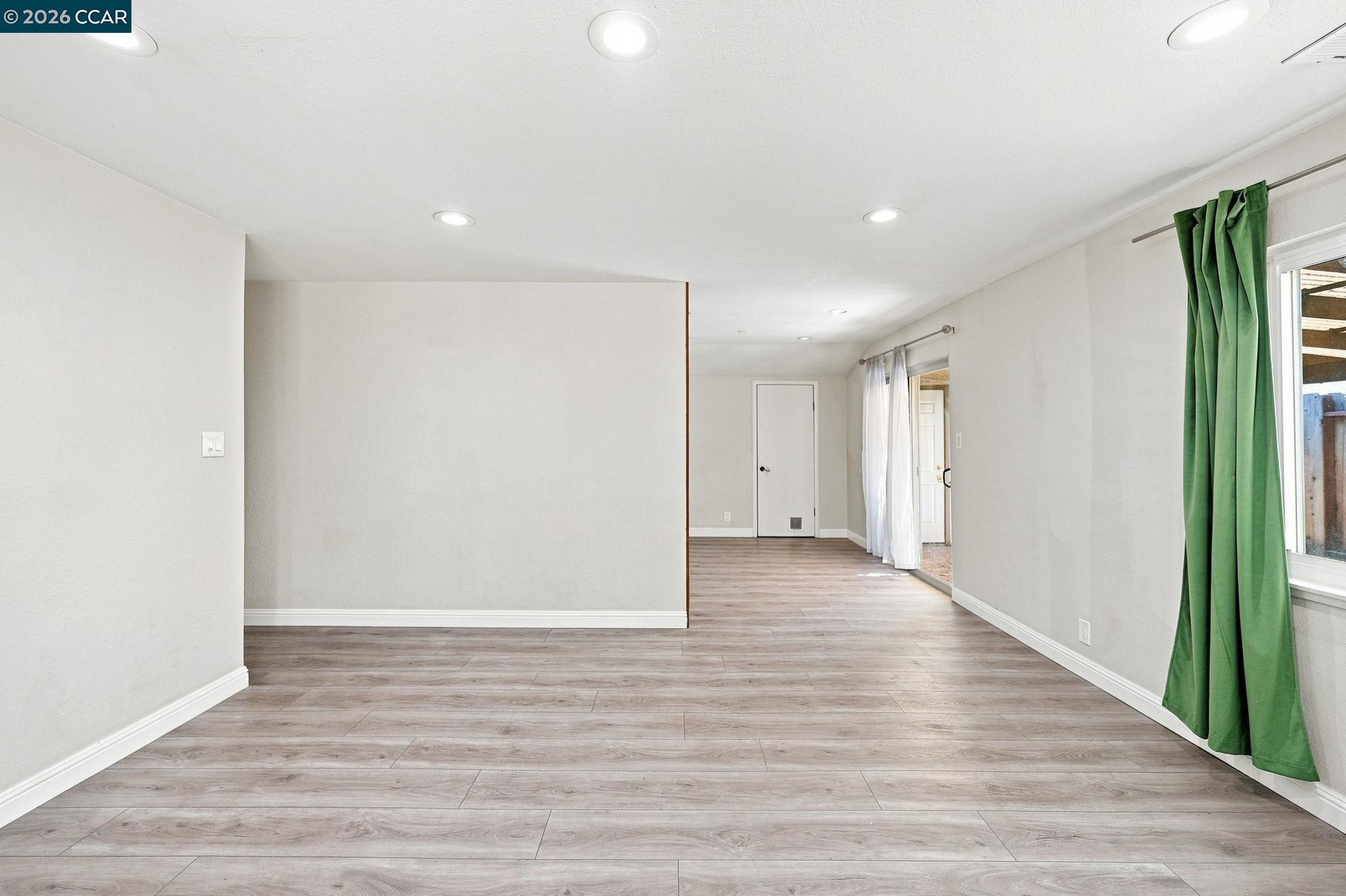 1401 Nicholas Dr, Concord CA 94520 — photo 11