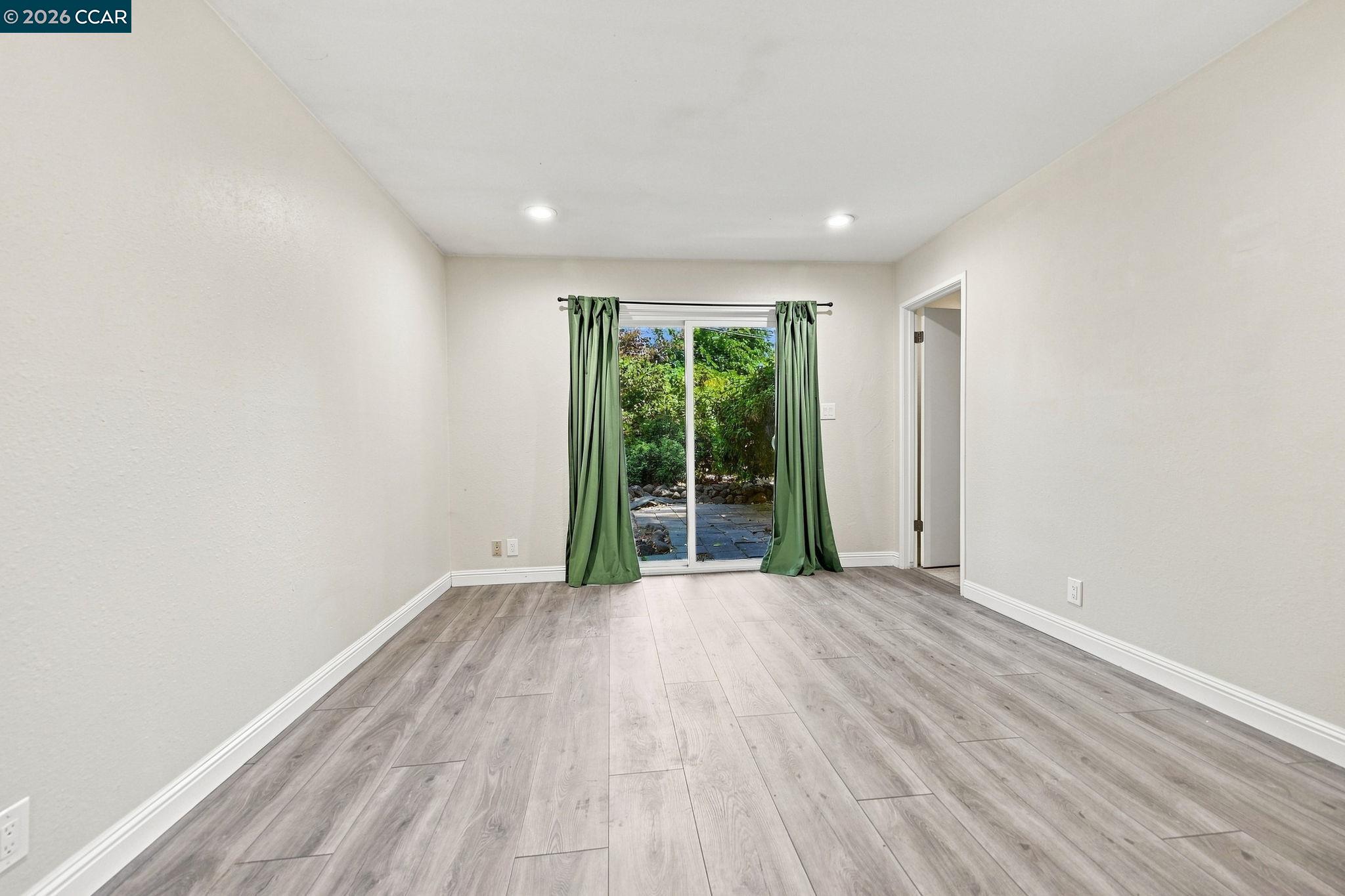 1401 Nicholas Dr, Concord CA 94520 — photo 12