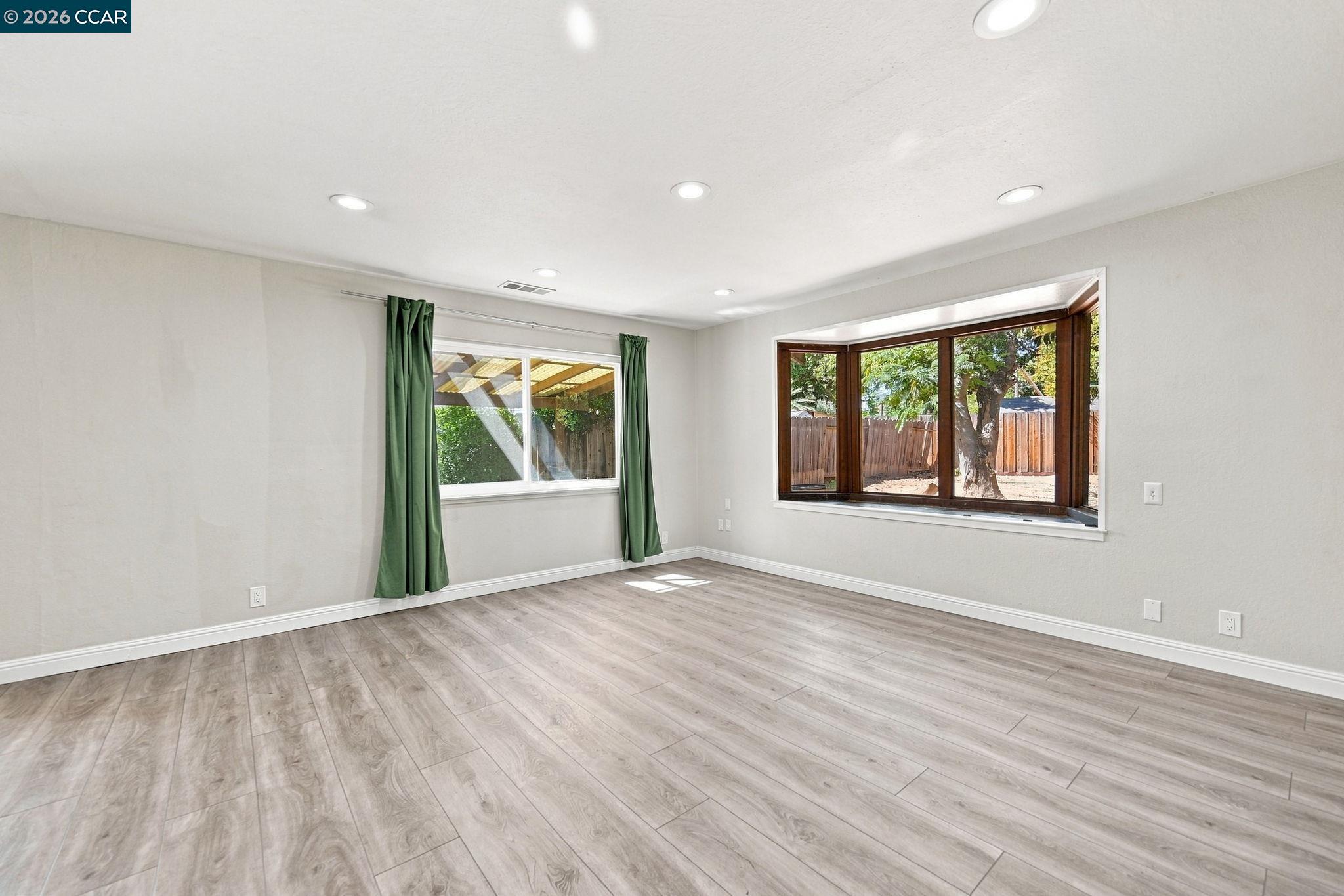 1401 Nicholas Dr, Concord CA 94520 — photo 6