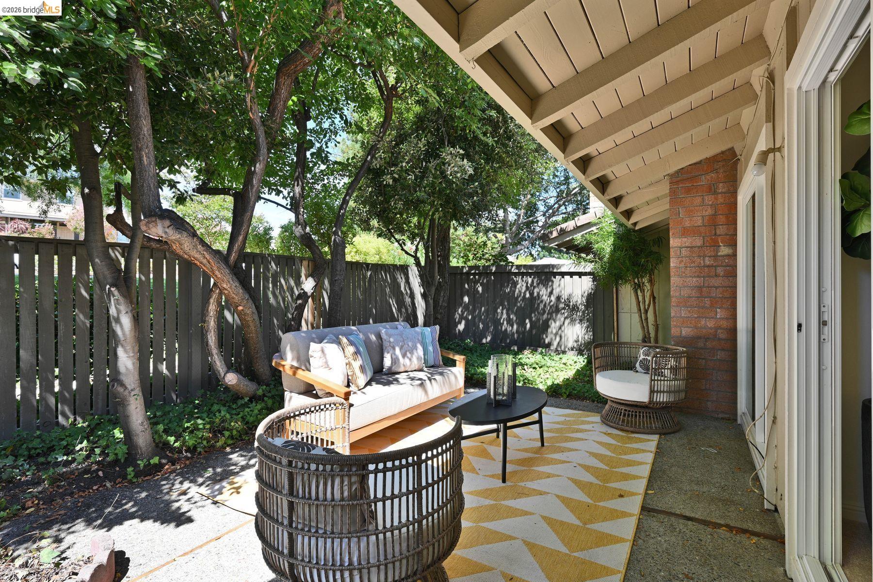 72 Rolling Green Way, Pleasant Hill CA 94523 — photo 32