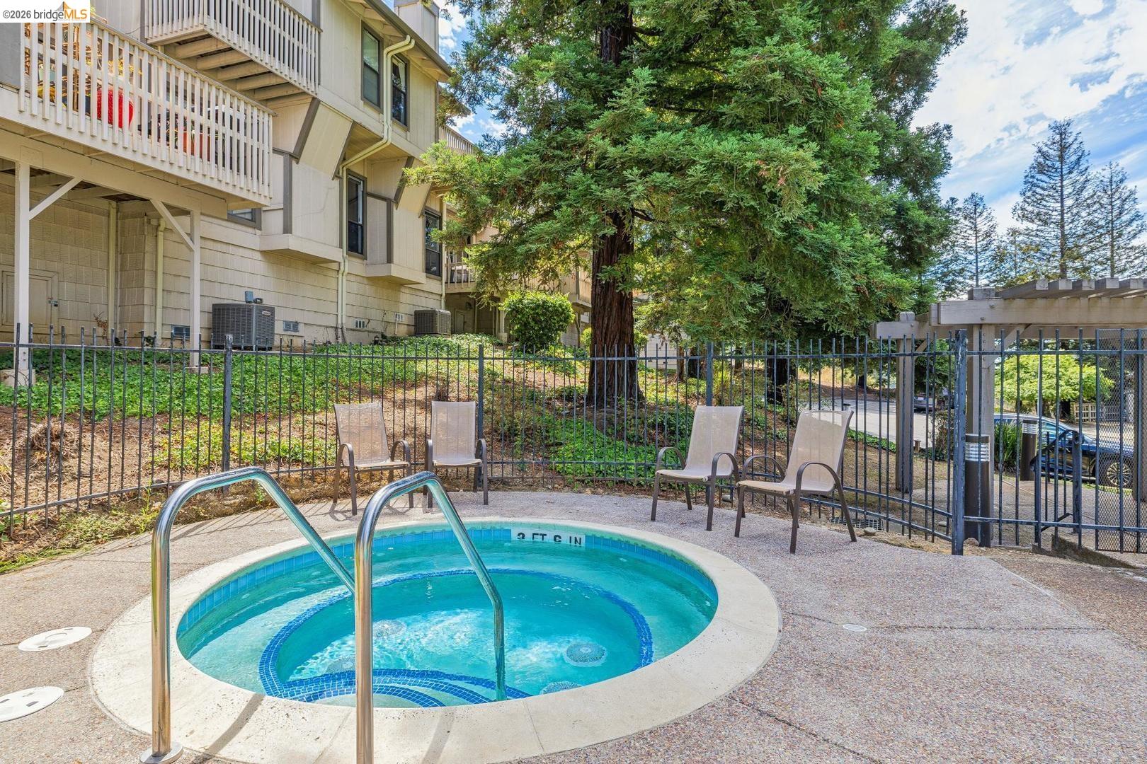 24009 Janssen Ct