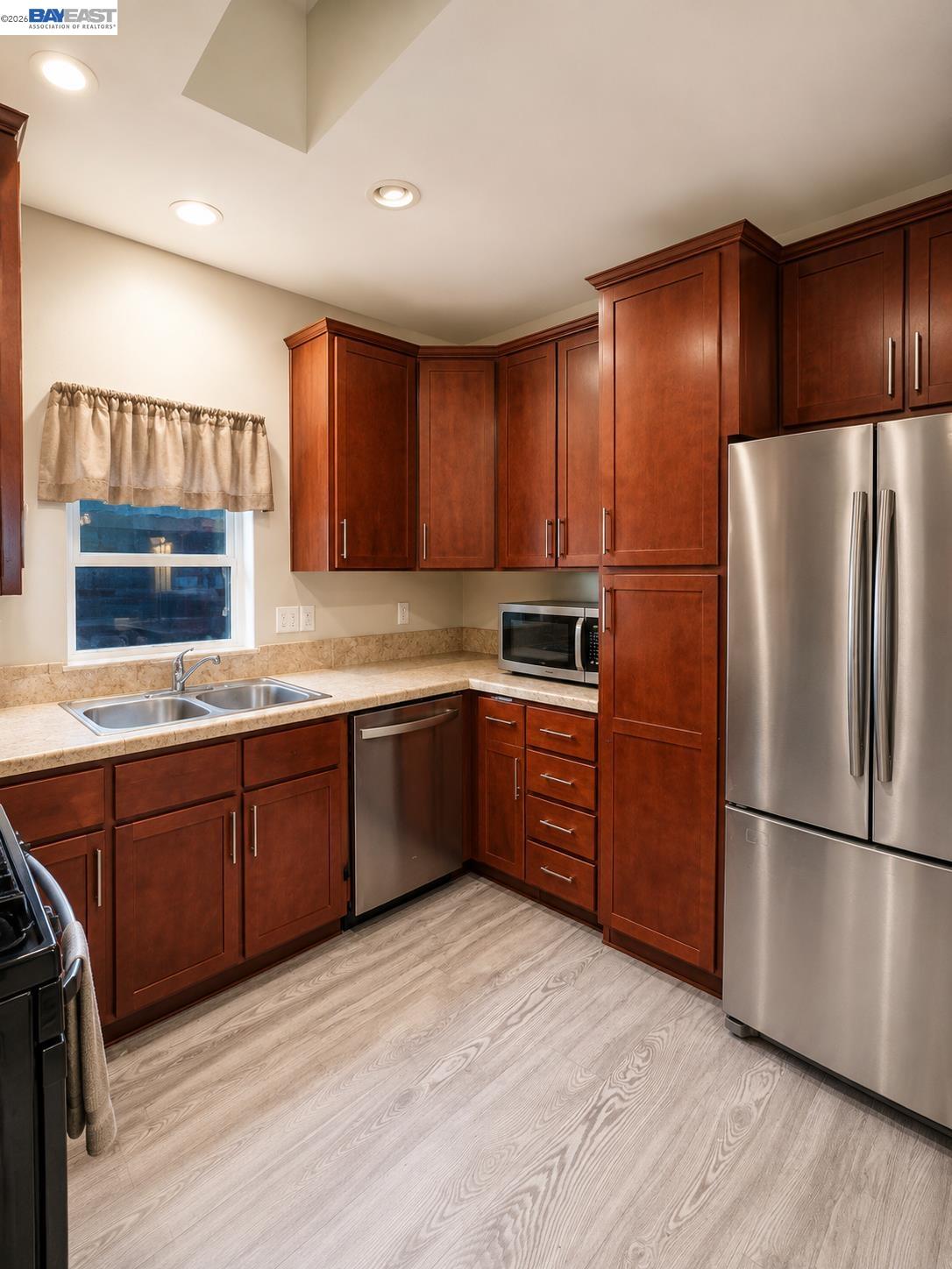 3015 E Bayshore Rd # 411, Redwood City CA 94063 — photo 11